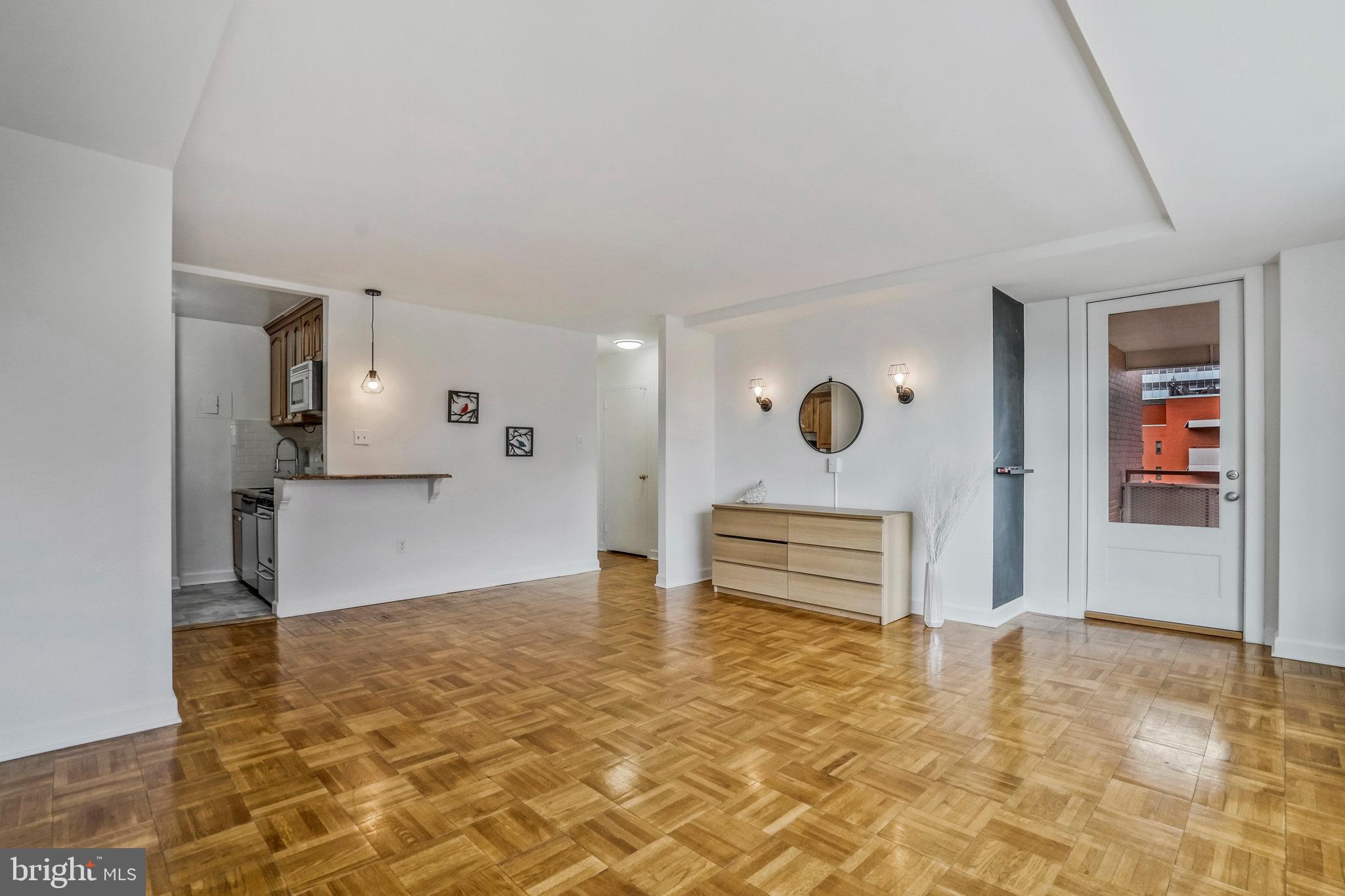 RIVER PLACE WEST - Residential Lease