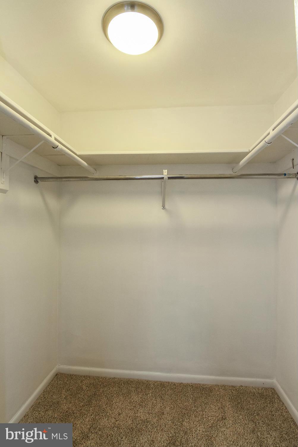 BOLLING BROOK - Residential