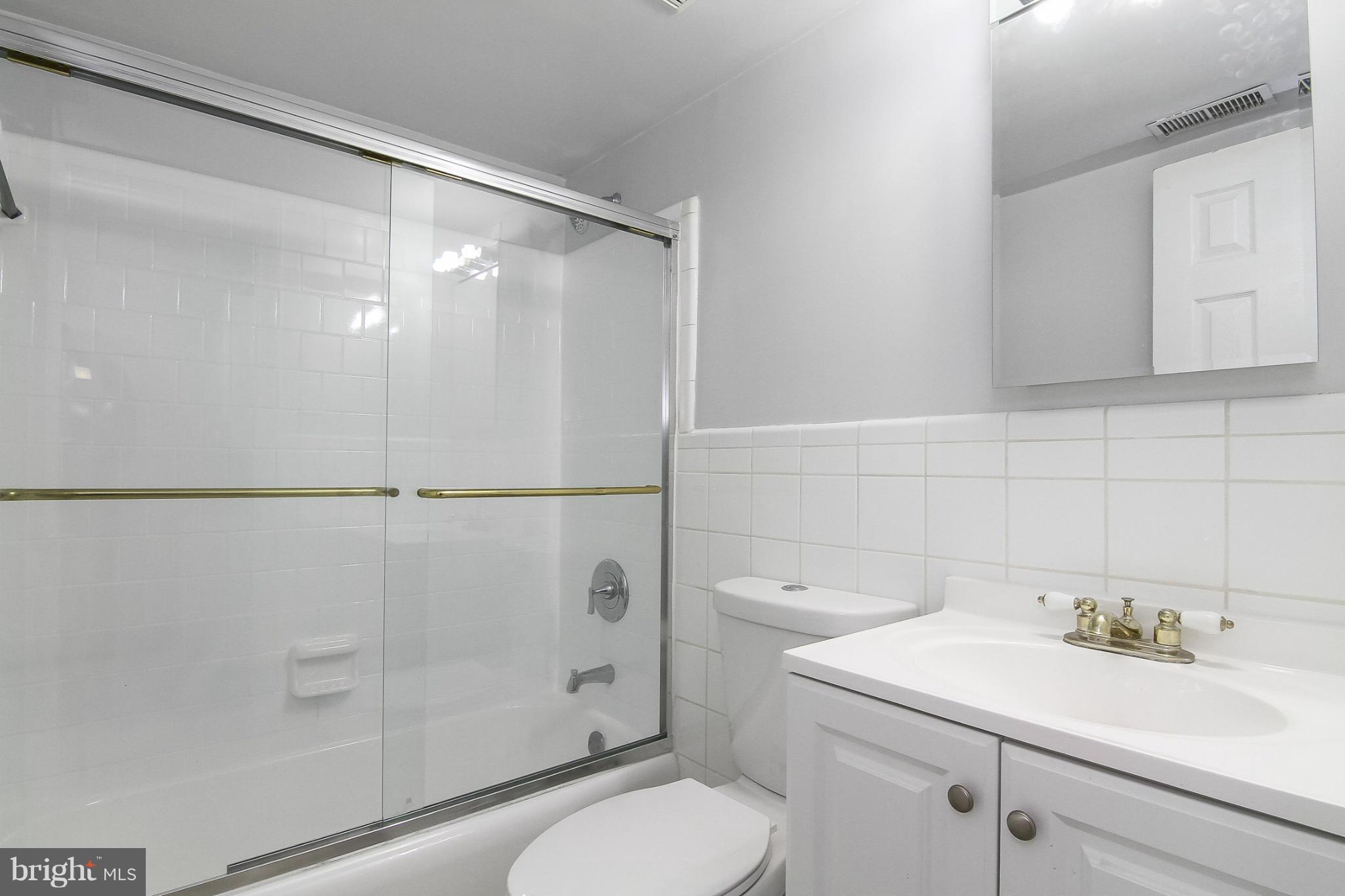 BOLLING BROOK - Residential