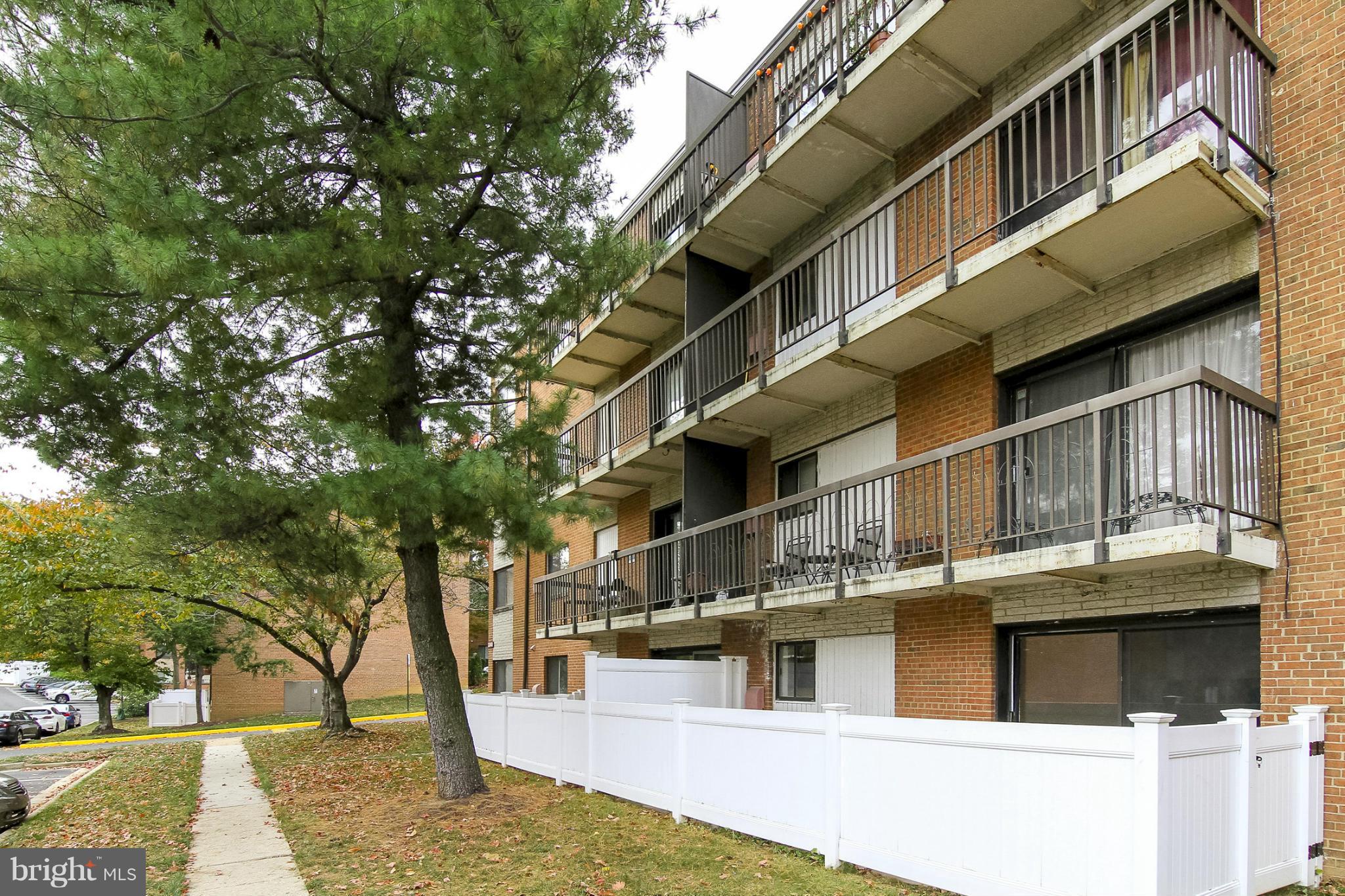 BOLLING BROOK - Residential