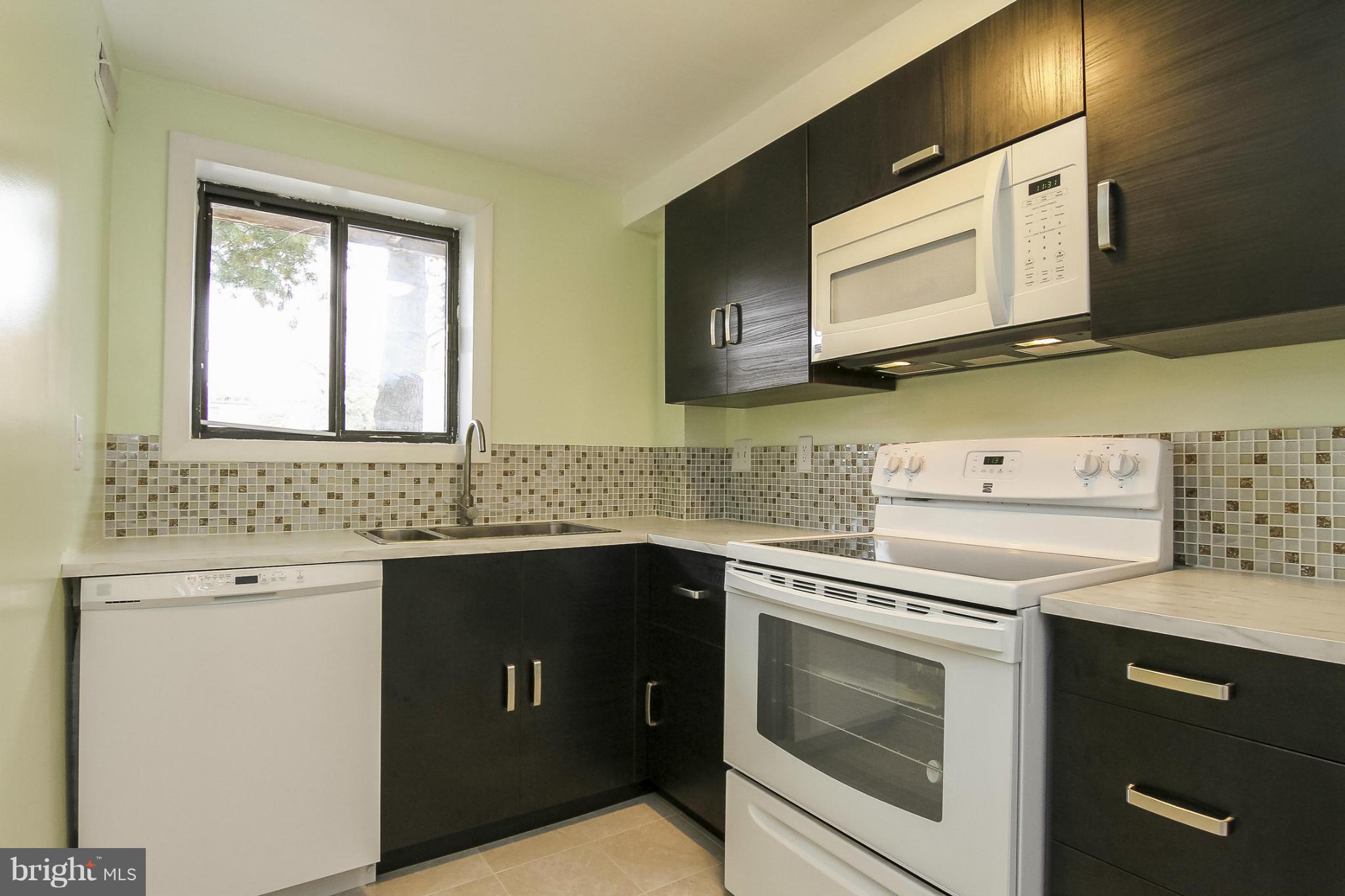 BOLLING BROOK - Residential