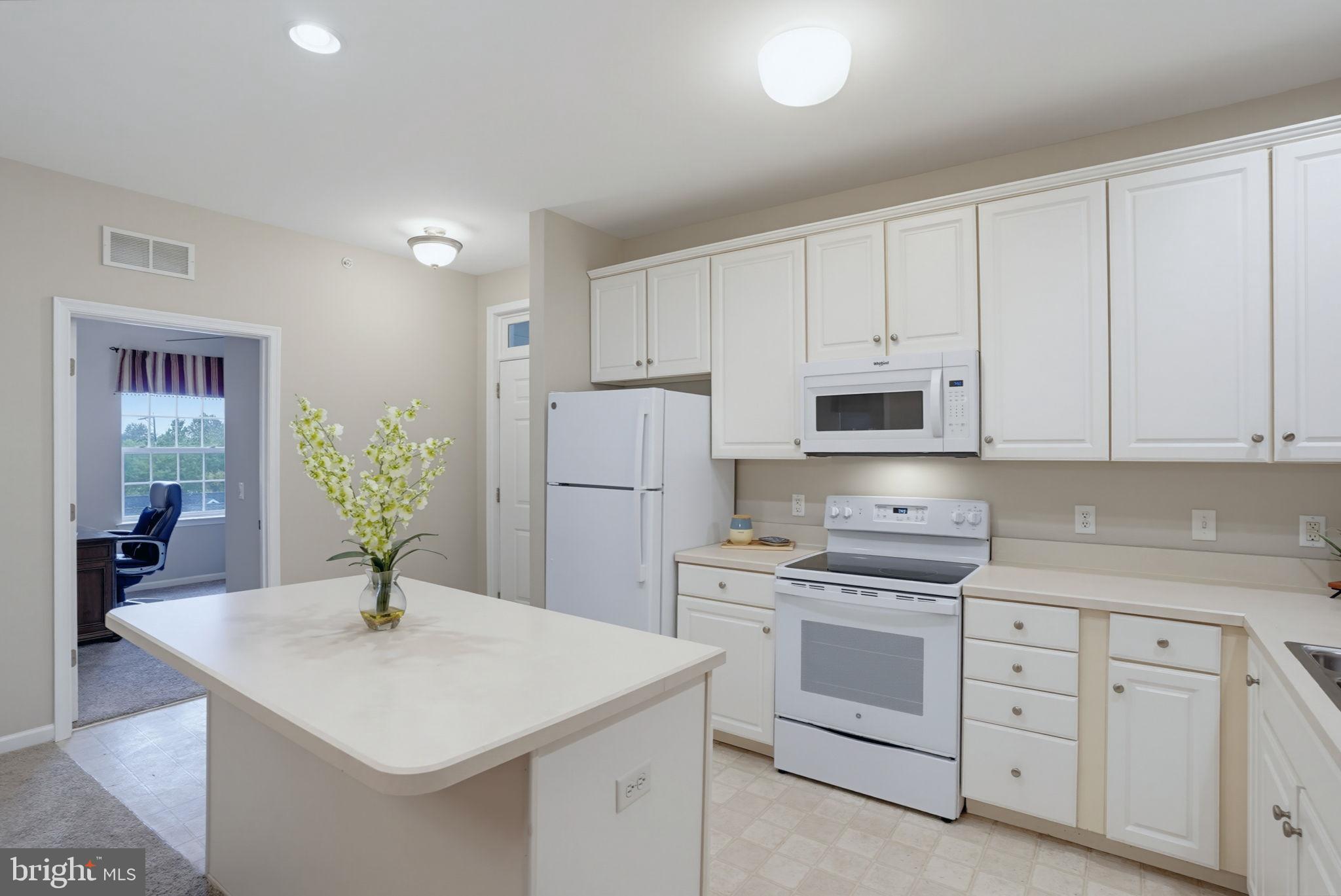 101 COLONIAL DOWNS COURT 1306