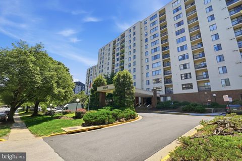 Photo of 6300 Stevenson Avenue #321, ALEXANDRIA, VA 22304 (MLS # VAAX2062098)