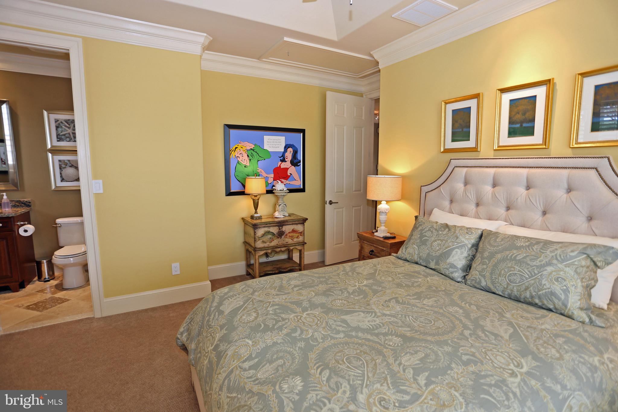 COUNTRY CLUB ESTATES - Residential