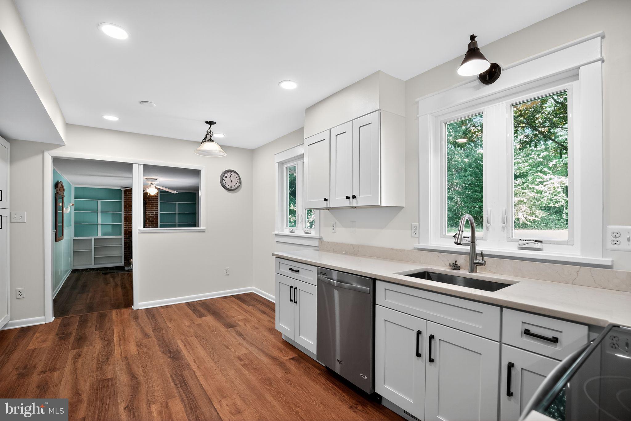 GILLENS GROVE - Residential