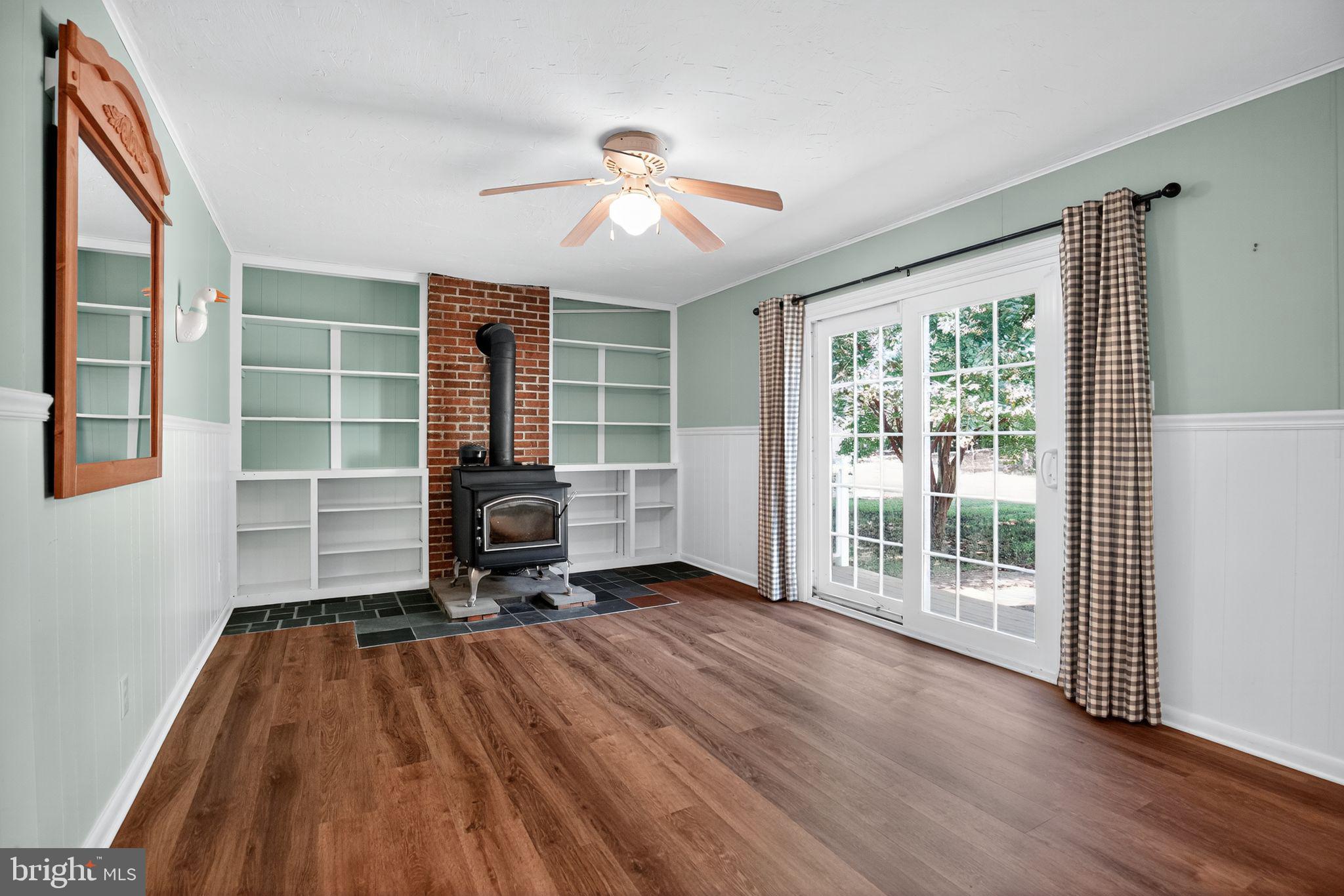 GILLENS GROVE - Residential