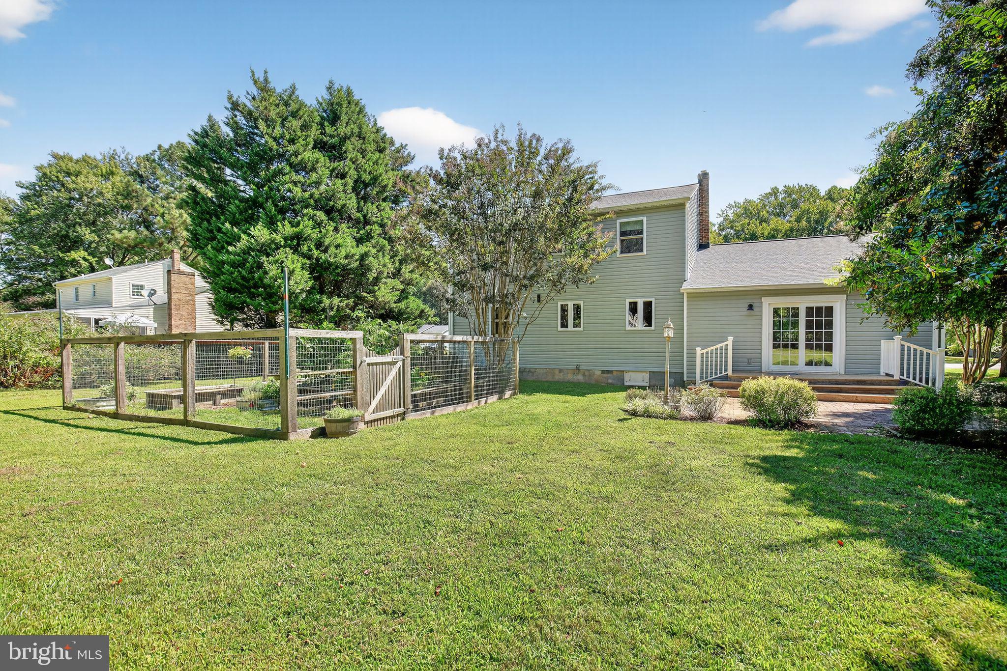 GILLENS GROVE - Residential