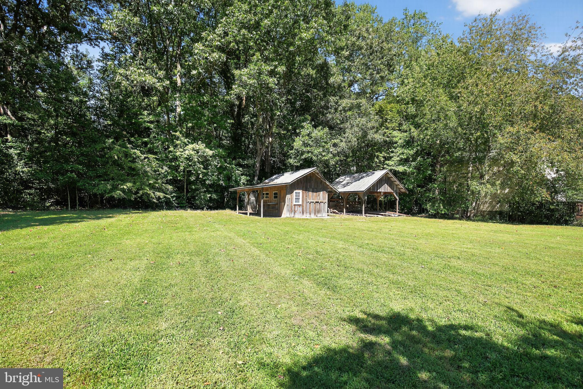 GILLENS GROVE - Residential