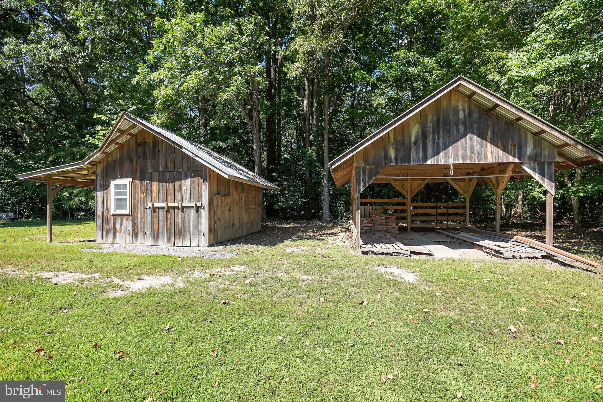 GILLENS GROVE - Residential