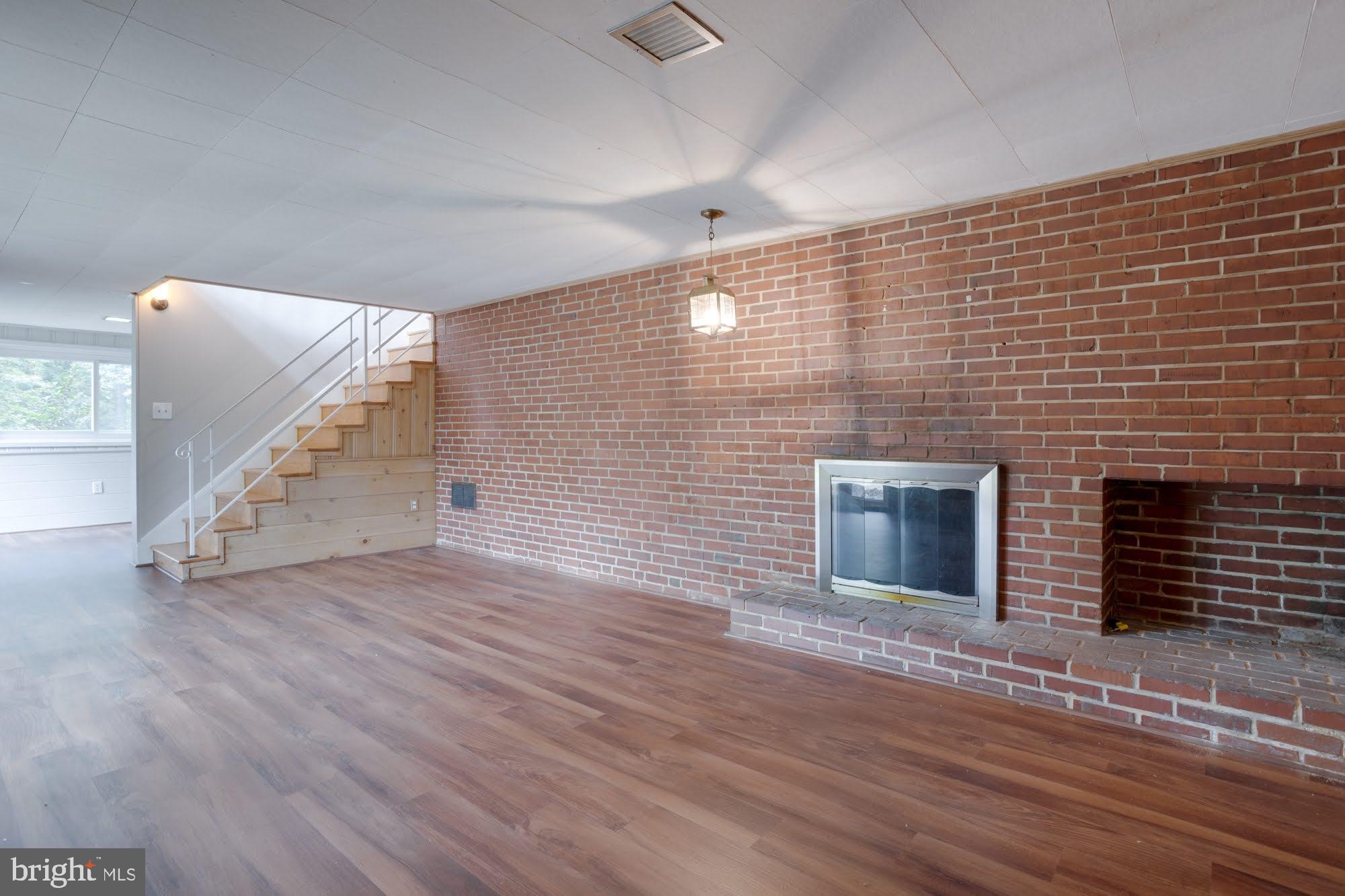 DOWDEN TERRACE - Residential