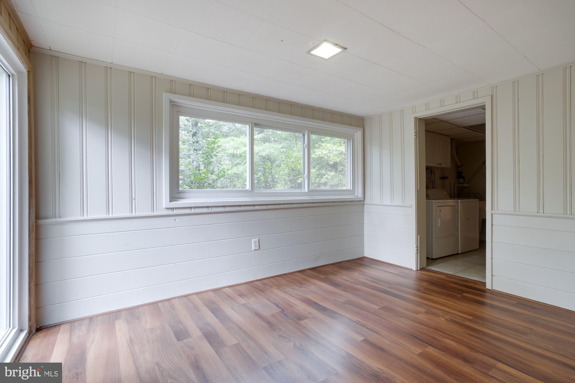 DOWDEN TERRACE - Residential