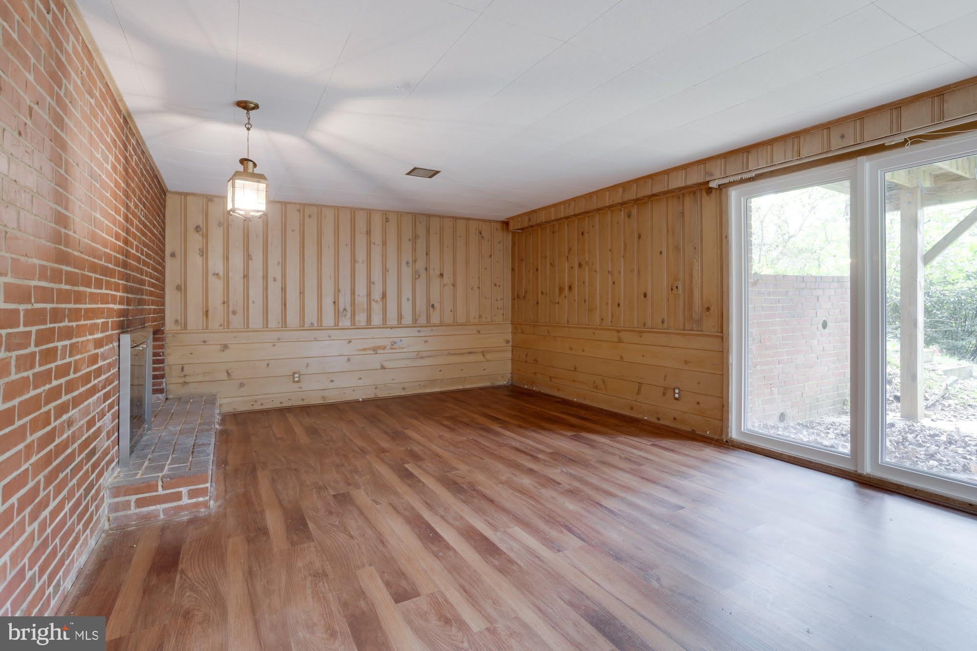 DOWDEN TERRACE - Residential