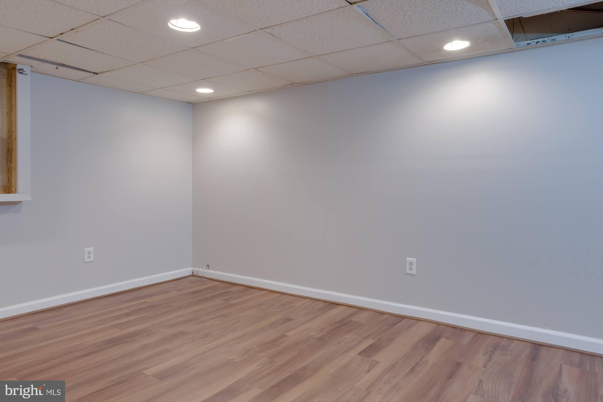 DOWDEN TERRACE - Residential