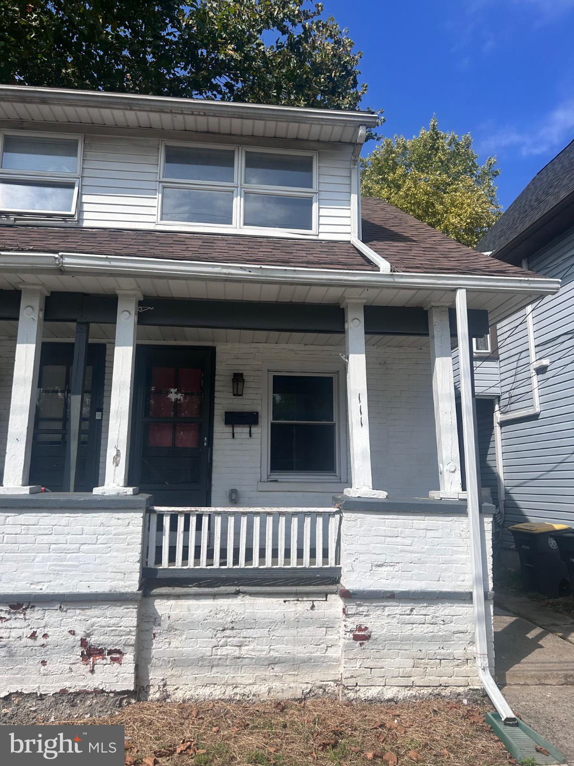 Looking to be in the heart of the borough!? Here is your chance! 111 Jefferson ave offers 2 bedrooms and 1 bathrooms.
This house was almost completely renovated/upgraded in 2021/2022. New carpets installed in Sept 2025.
This home has a large kitchen and the convenience of laundry on the 1st floor!
This home also has a fenced In backyard which is perfect for relaxing or BBQing in private!
Fall is in the air and you'll love being able to walk EVERYWHERE from your new home! The borough is boasting with resturants and plenty to do.
Make sure to check out the highly anticipated, soon to open, resturants, "Mother." and "The Borough"
First, last and security required. Pets are allowed but not preferred with restrictions and with deposit.
Agent believes the sq footage listed represents the entire twin not each side.
Tenant pays all utilities- Landlord bills for sewer and trash. Permit for parking is required per the borough and must be done by the tenant directly.
*No smoking or recreational drug use permitted*