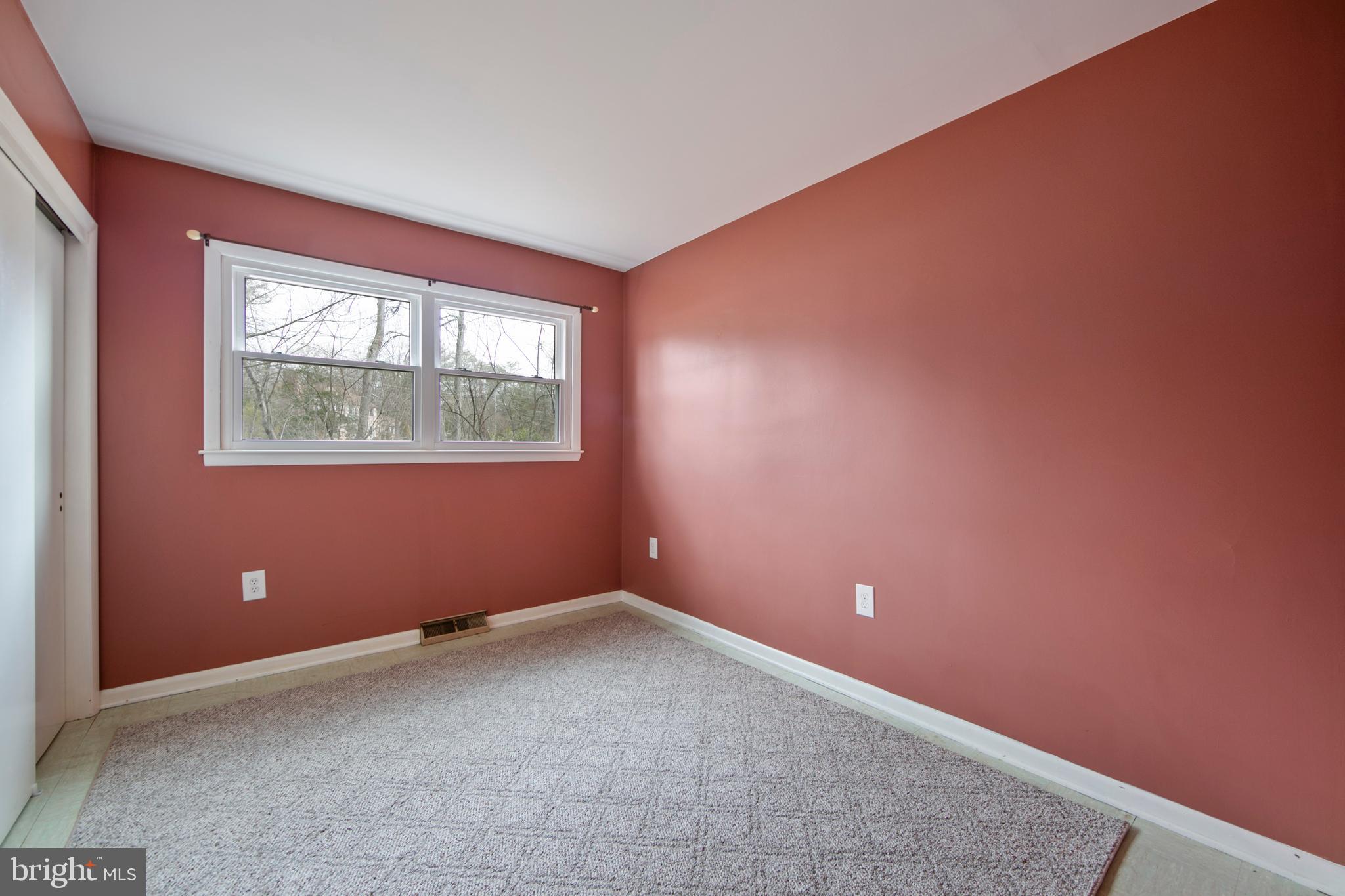 FOX HOLLOW WOODS - Residential