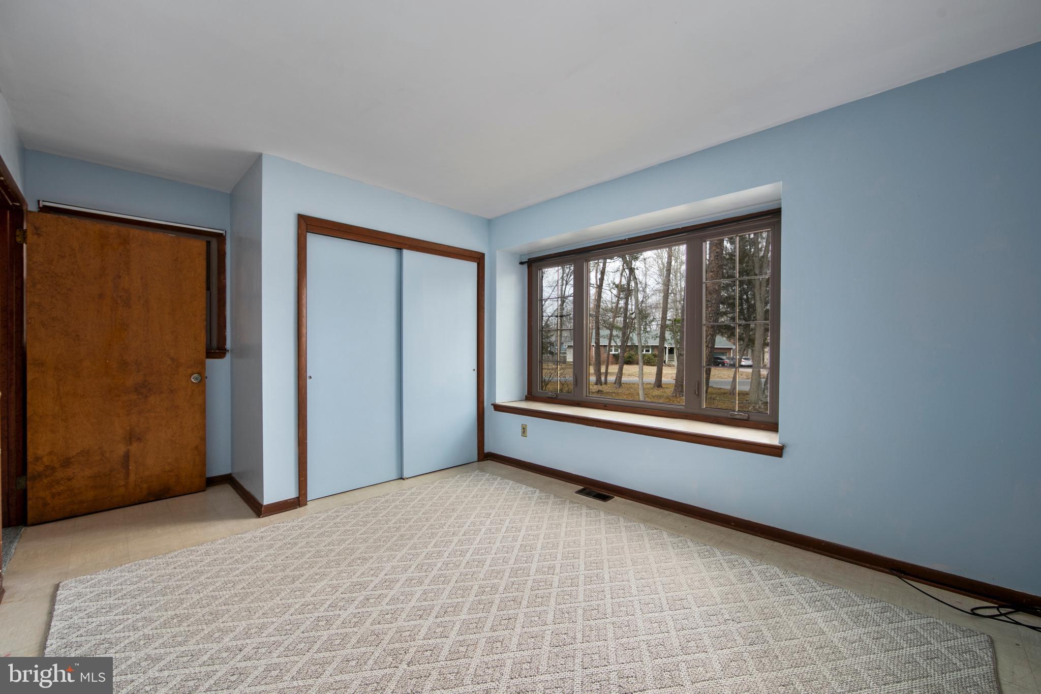 FOX HOLLOW WOODS - Residential