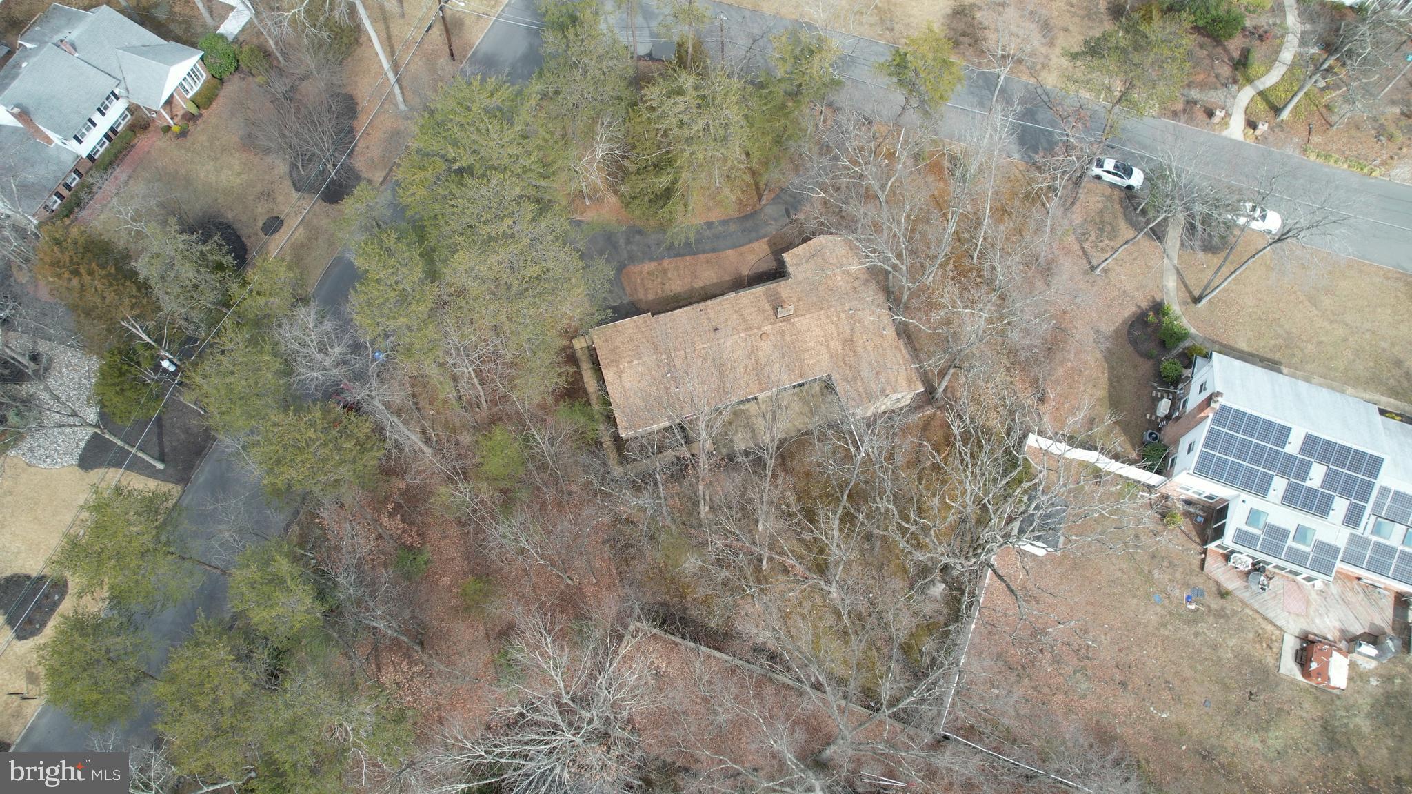 FOX HOLLOW WOODS - Residential