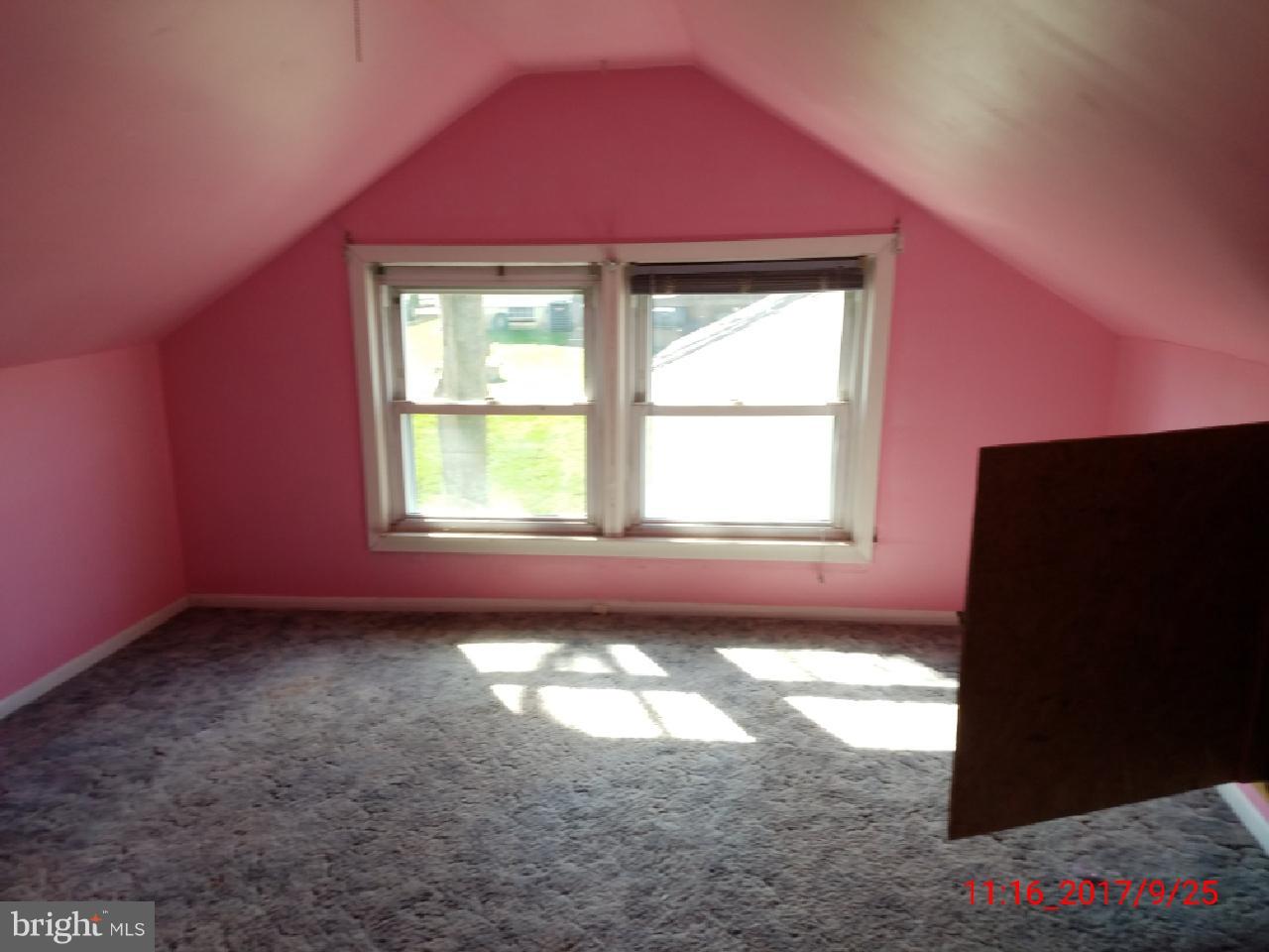 HILLCREST - Residential