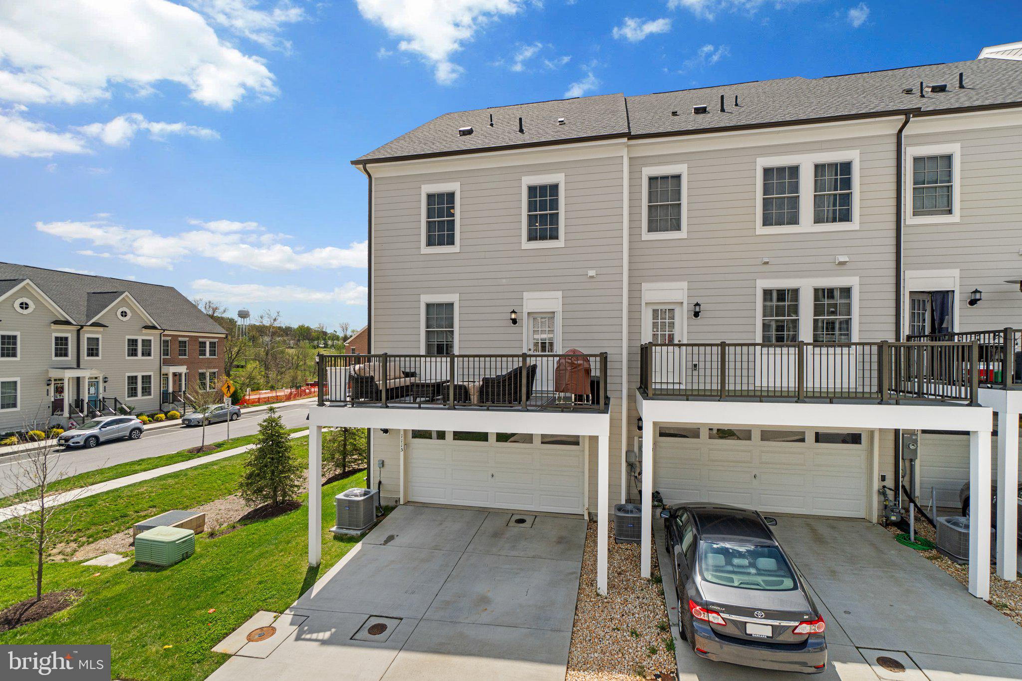 PARKSIDE AT WARFIELD - Residential