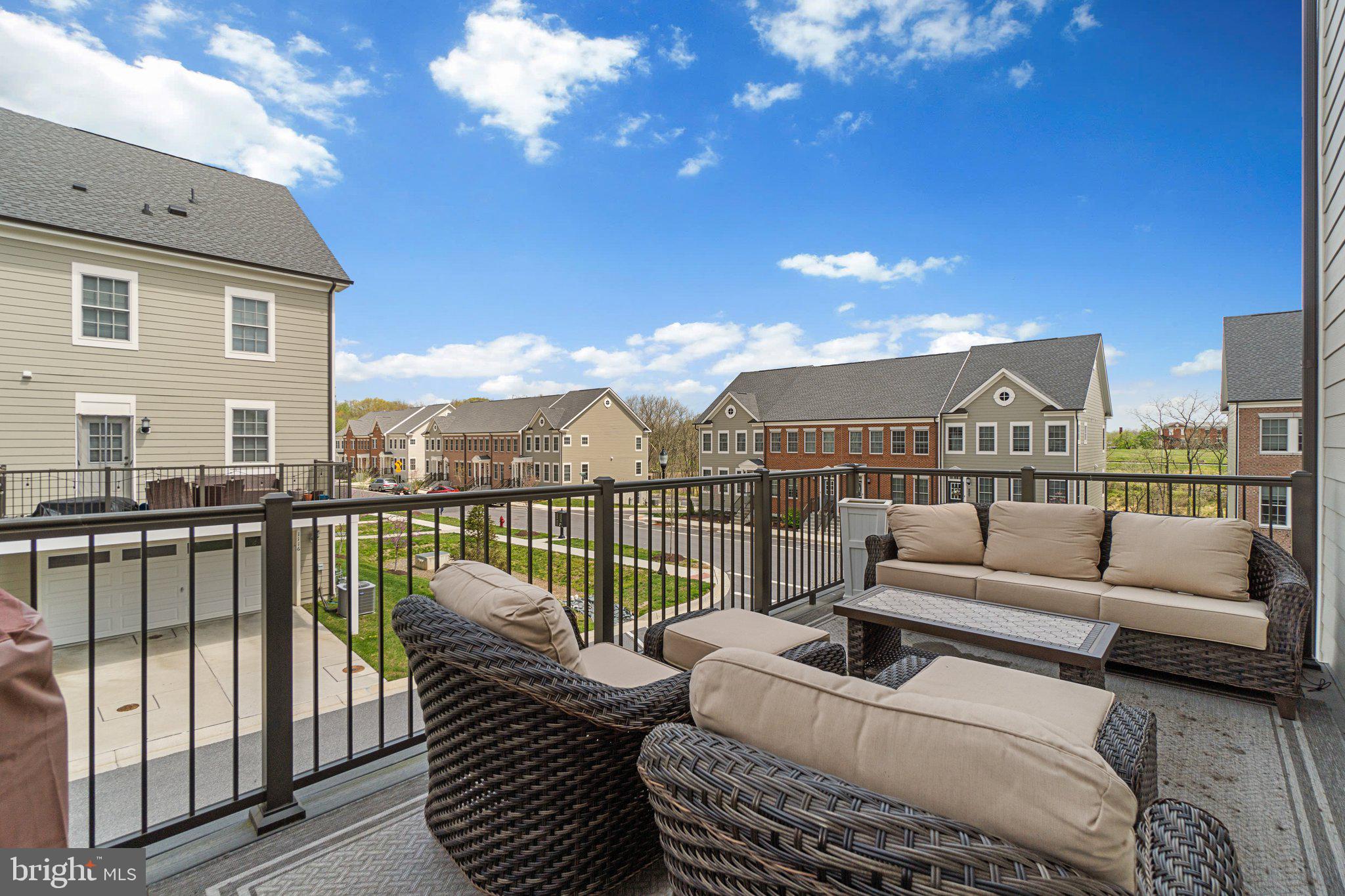 PARKSIDE AT WARFIELD - Residential