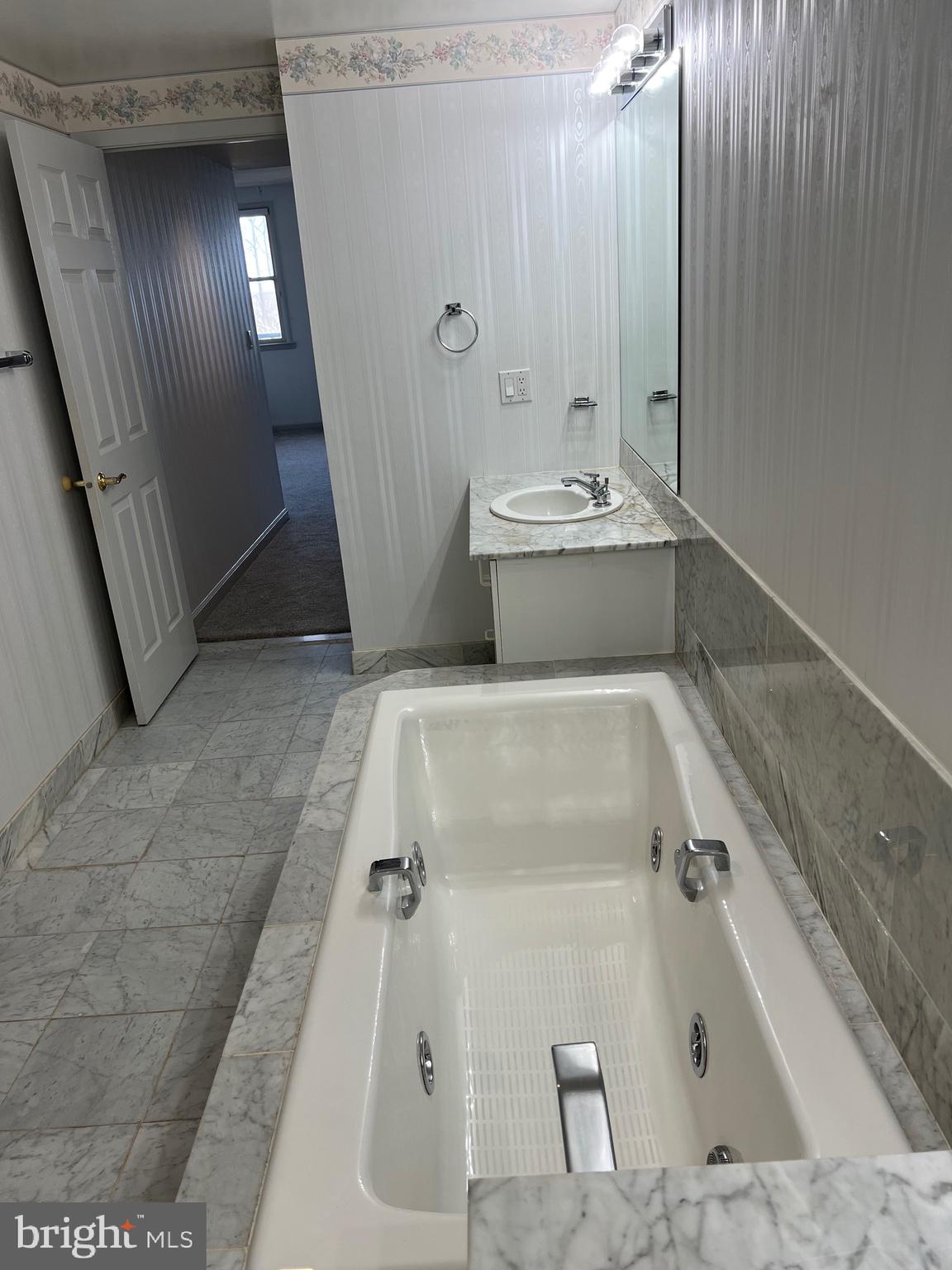 HERITAGE HARBOUR - Residential