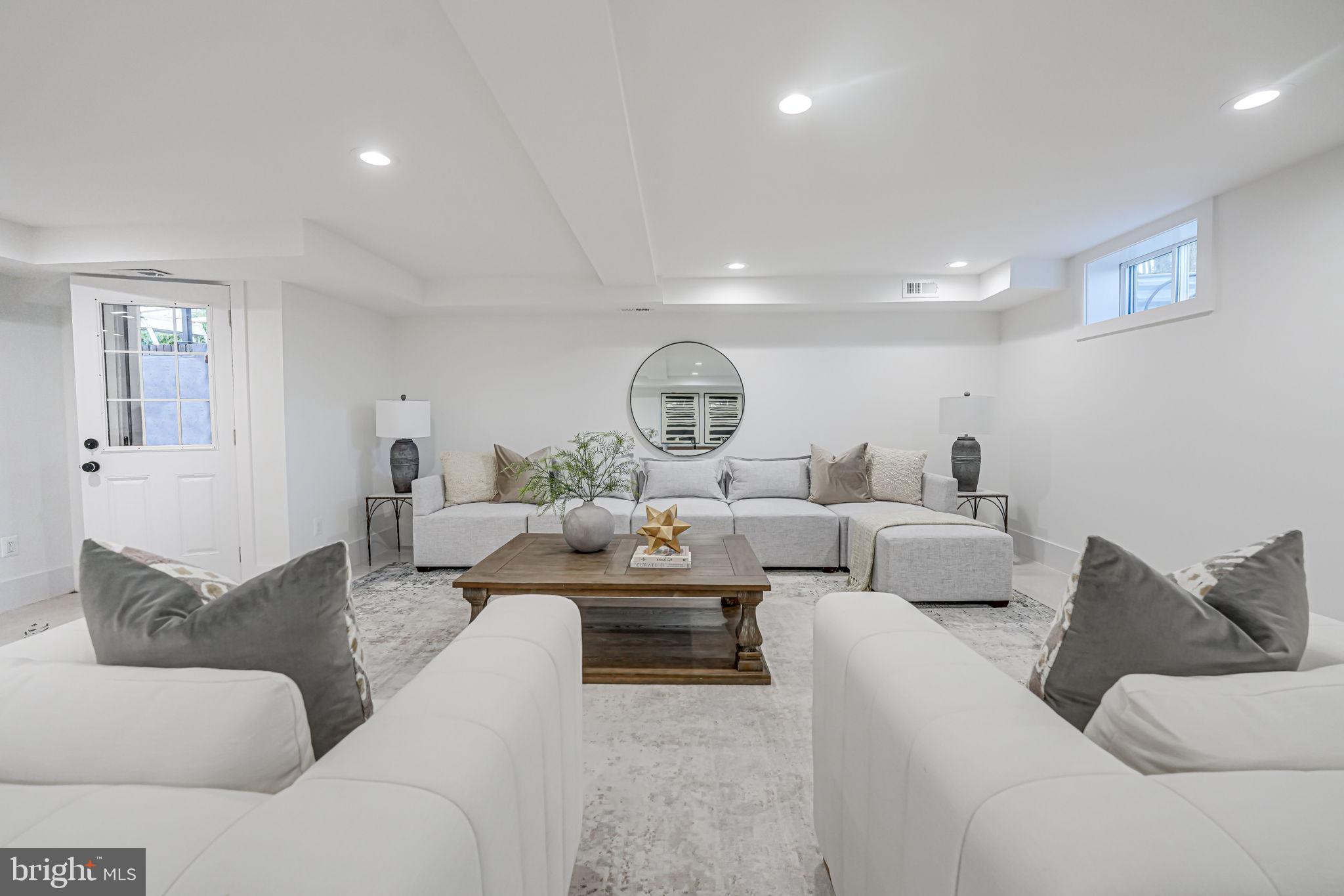 DOMINION HILLS - Residential