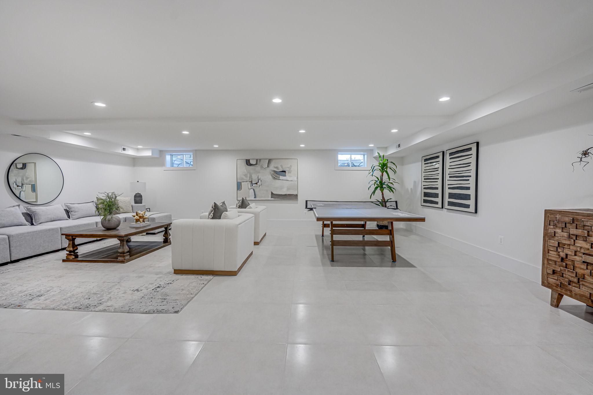 DOMINION HILLS - Residential