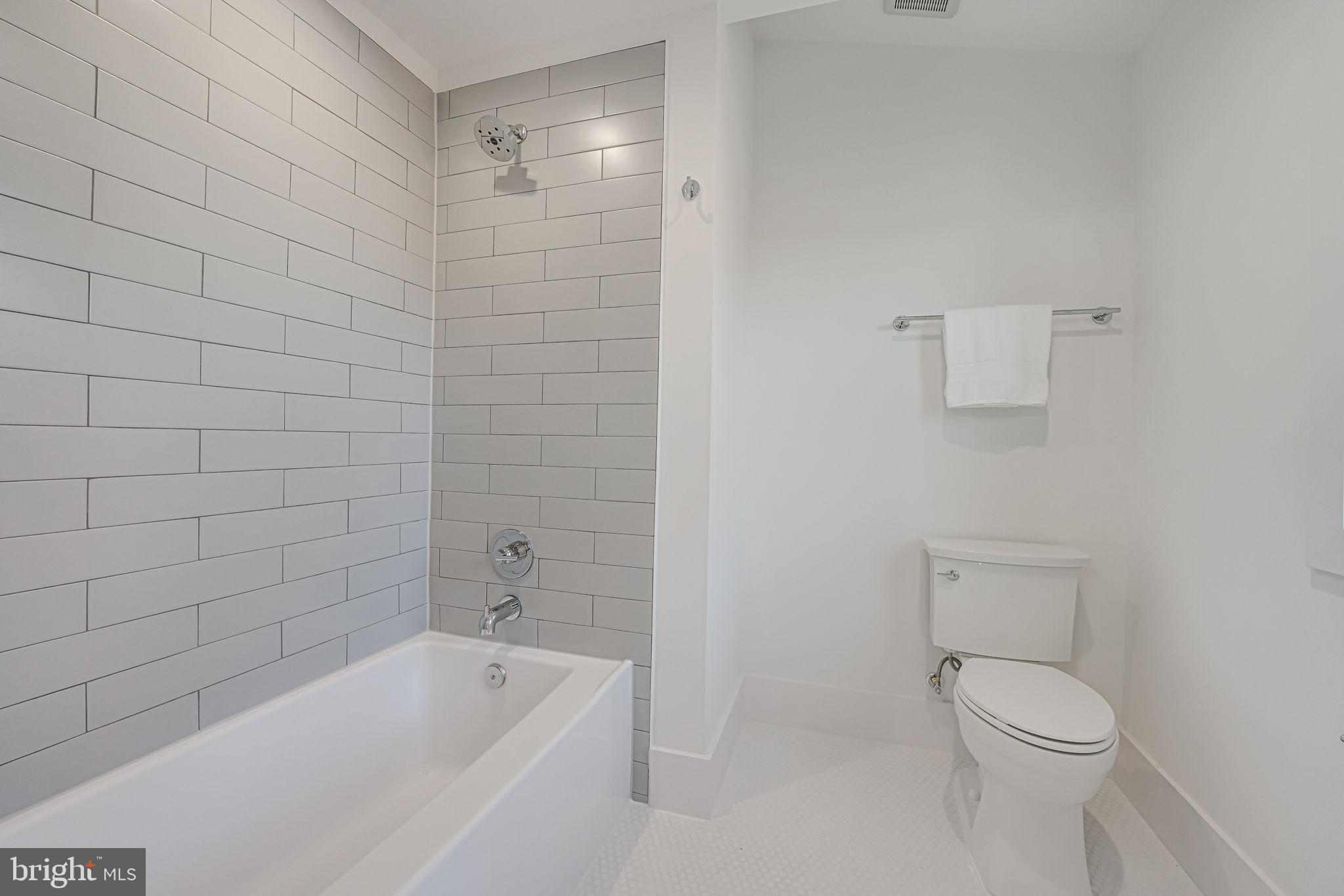 DOMINION HILLS - Residential