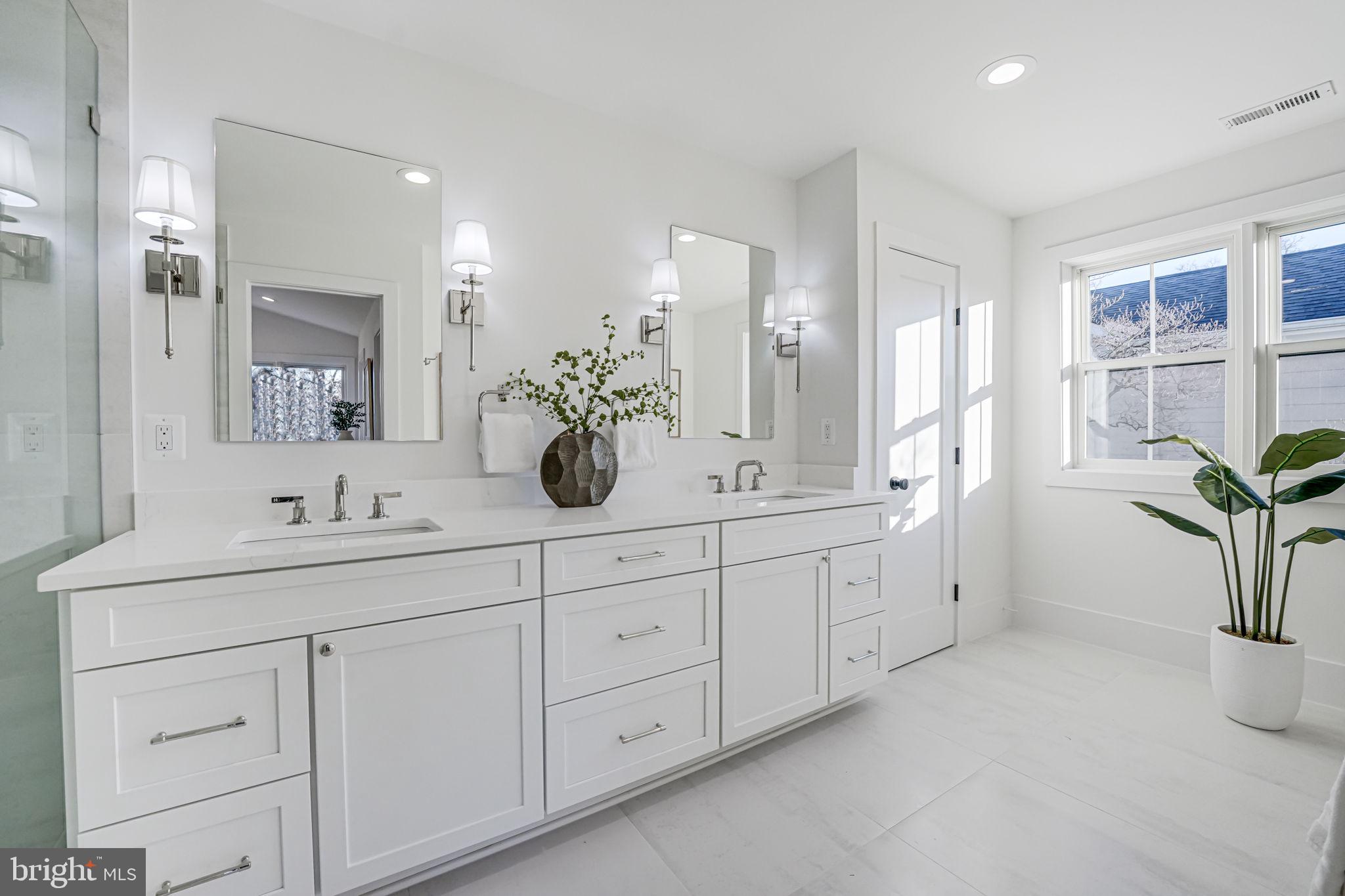 DOMINION HILLS - Residential