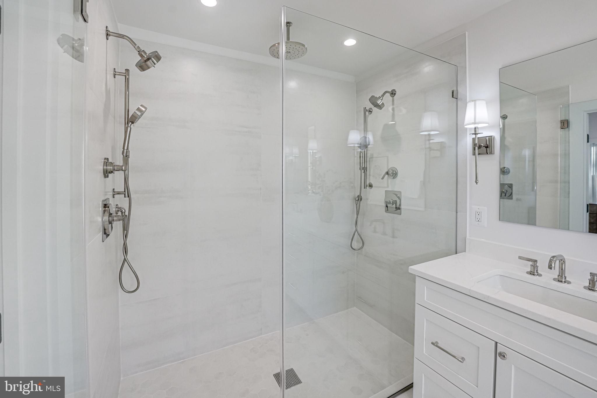 DOMINION HILLS - Residential