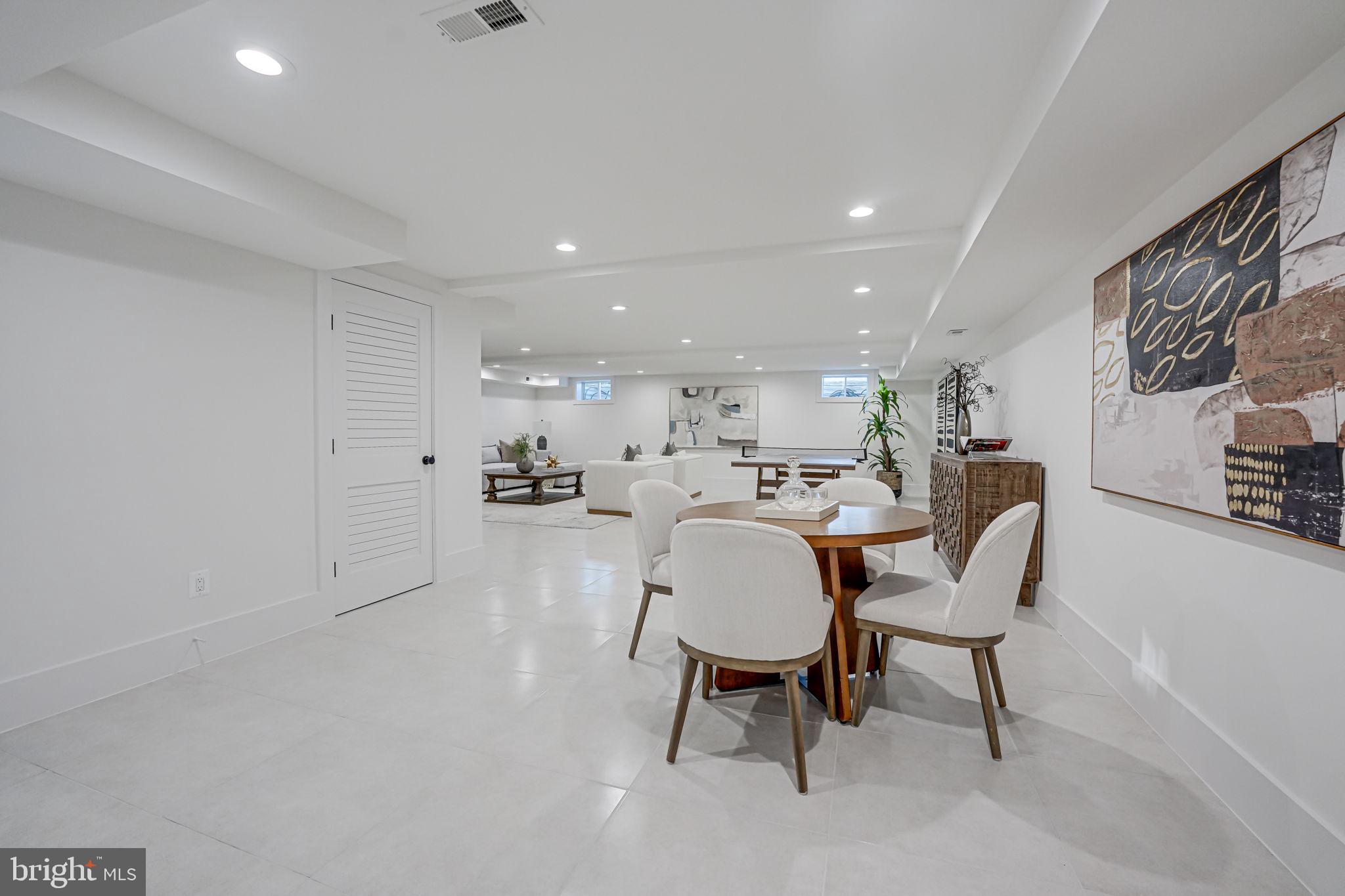 DOMINION HILLS - Residential