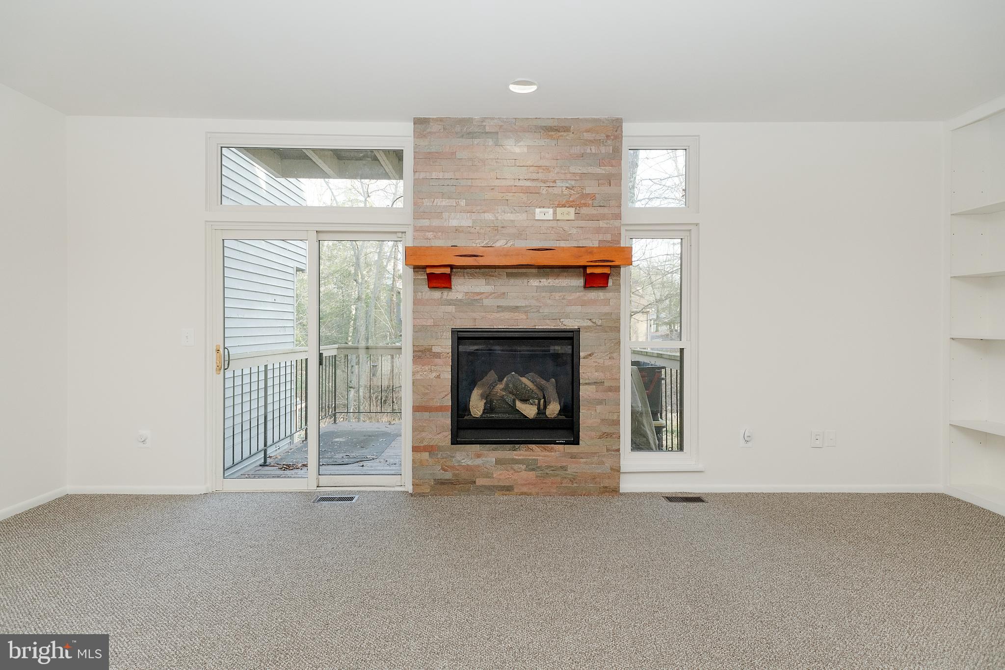 WOODS LANDING - Residential Lease