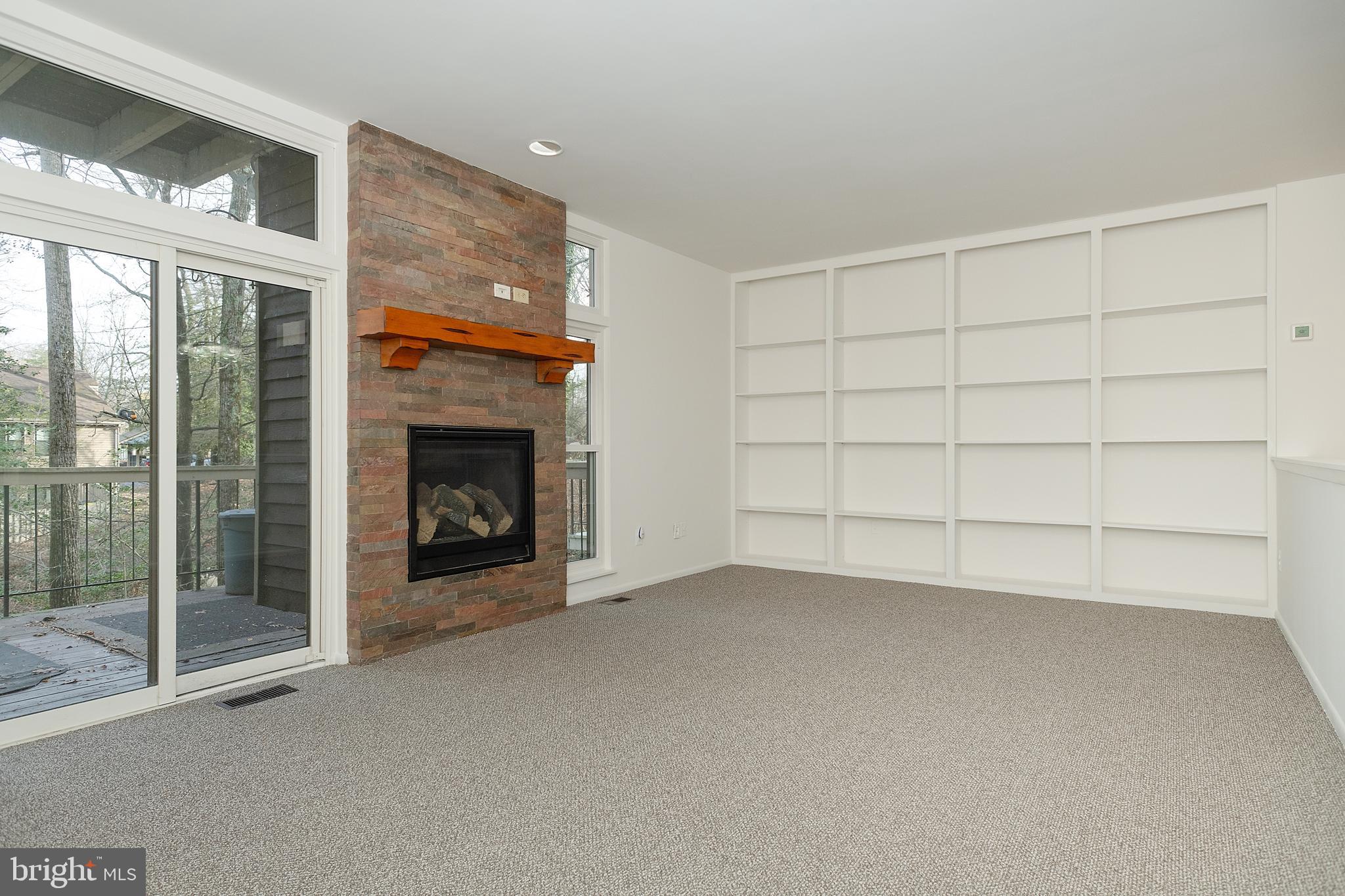 WOODS LANDING - Residential Lease