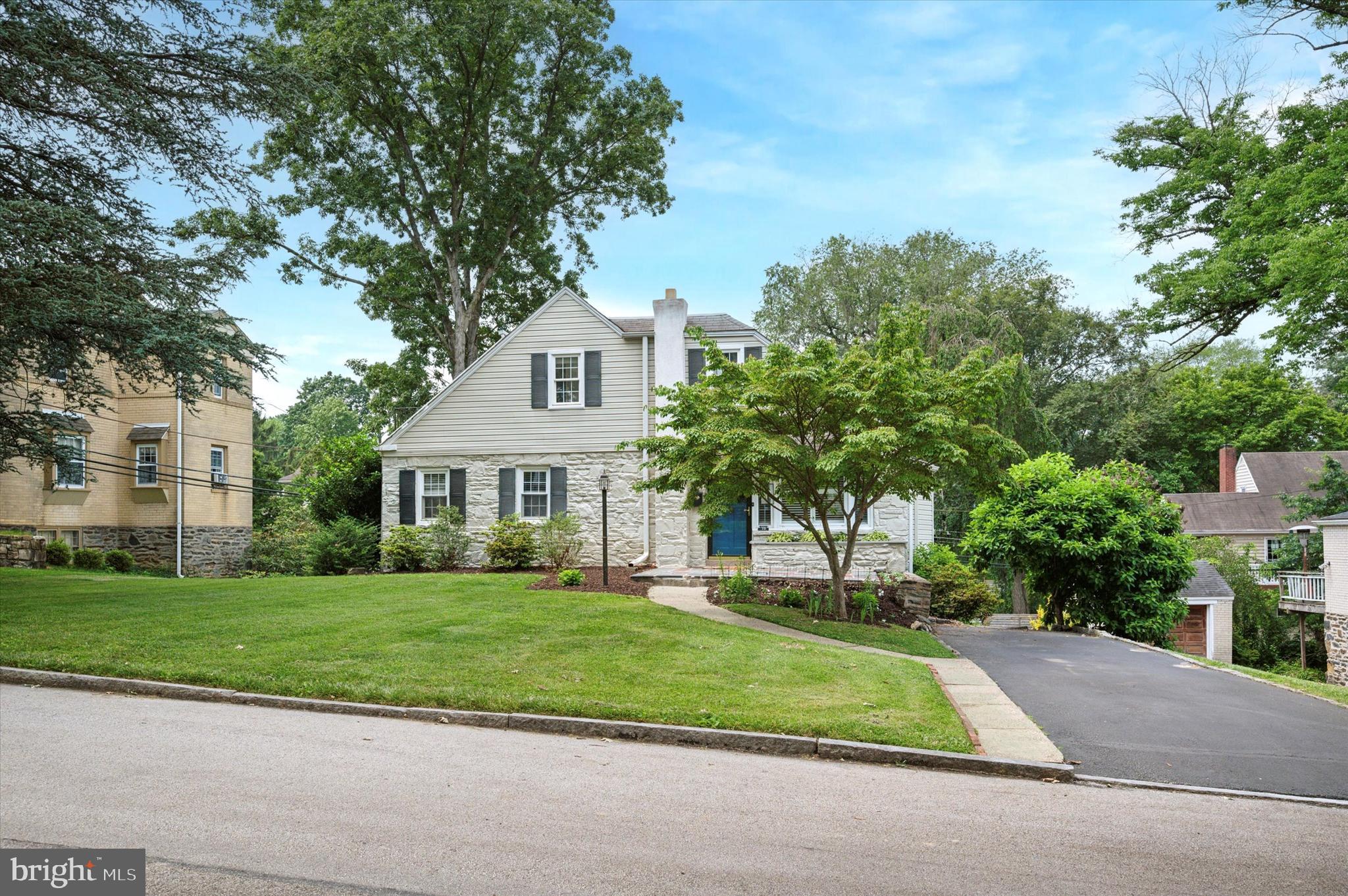 Welcome Home to this Charming Colonial in a Premier Radnor Township Location!
This delightful home offers 4 bedrooms and 2 full bathrooms, with a versatile layout that includes two bedrooms and one full bath on the first floor, and two additional bedrooms and one full bath on the second floor — ideal for flexible or one-floor living.
The highlight of the main level is the newly renovated kitchen, featuring crisp white cabinetry with satin gold hardware, elegant quartz countertops, floating shelves, a peninsula for casual dining, stylish modern fixtures and a new one-year old fridge. Just off the kitchen is a phenomenal TimberTech deck (completed April 2025), offering direct access to the large, fenced-in backyard. The deck includes steps leading down to a brand new paved patio below with access to the walk-out basement— perfect for entertaining, relaxing, or outdoor dining.
Both bathrooms have been thoughtfully updated with new flooring, vanities, and plumbing fixtures, offering a fresh and contemporary feel throughout.
The spacious walk-out unfinished basement presents a tremendous opportunity for additional living space. Whether you envision a home office, playroom, gym, or an expansive entertainment area, the possibilities are endless.
Key upgrades include new central air conditioning installed in 2021 and a brand-new tankless water heater, providing endless hot water and added energy efficiency.
Walkable to Villanova, Garrett Hill and Rosemont train stations as well as Villanova University and Garrett Hill's restaurants and bars.
Located in the highly sought-after Radnor School District, this home represents exceptional value in a prime location. Don’t miss your chance to make 12 Rodney Road your forever home!
