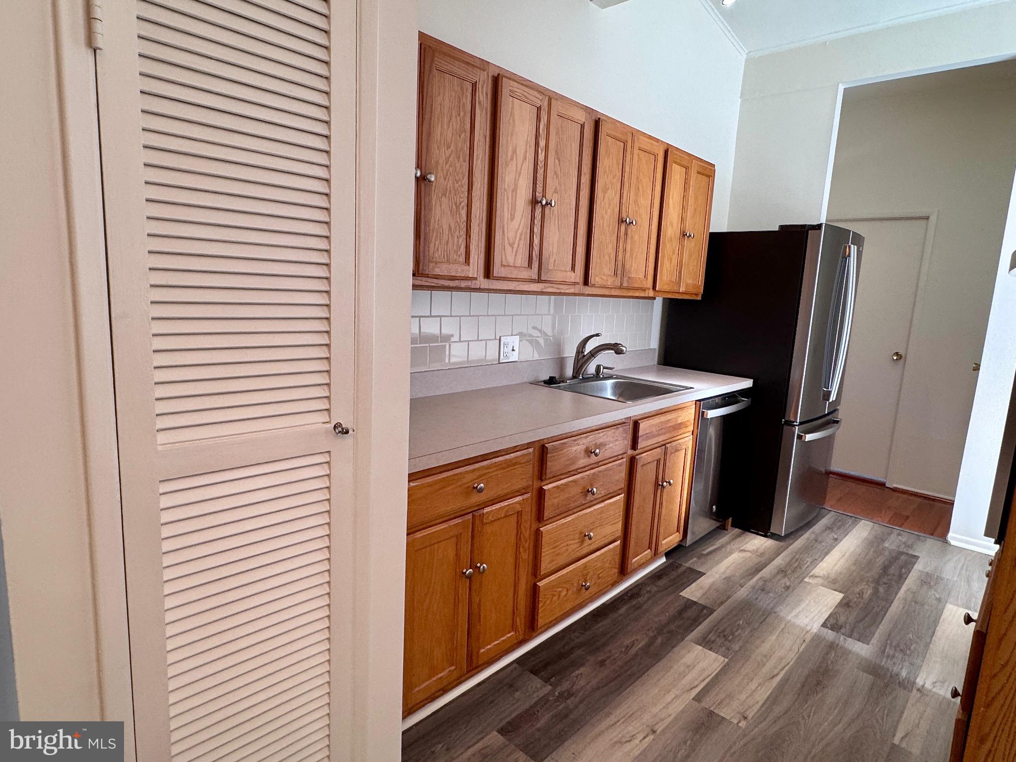 BELLE FARM ESTATES - Residential Lease