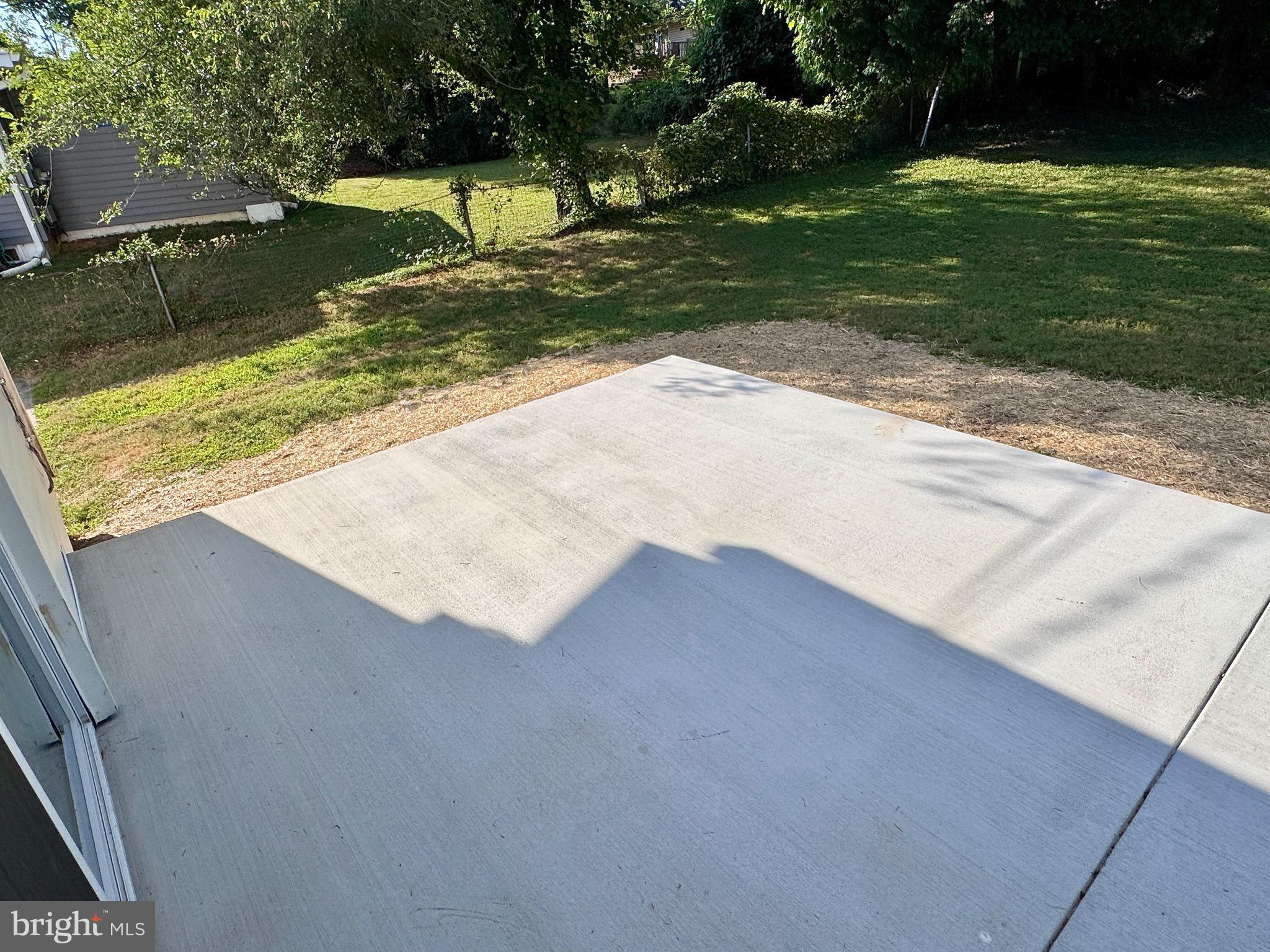 BELLE FARM ESTATES - Residential Lease