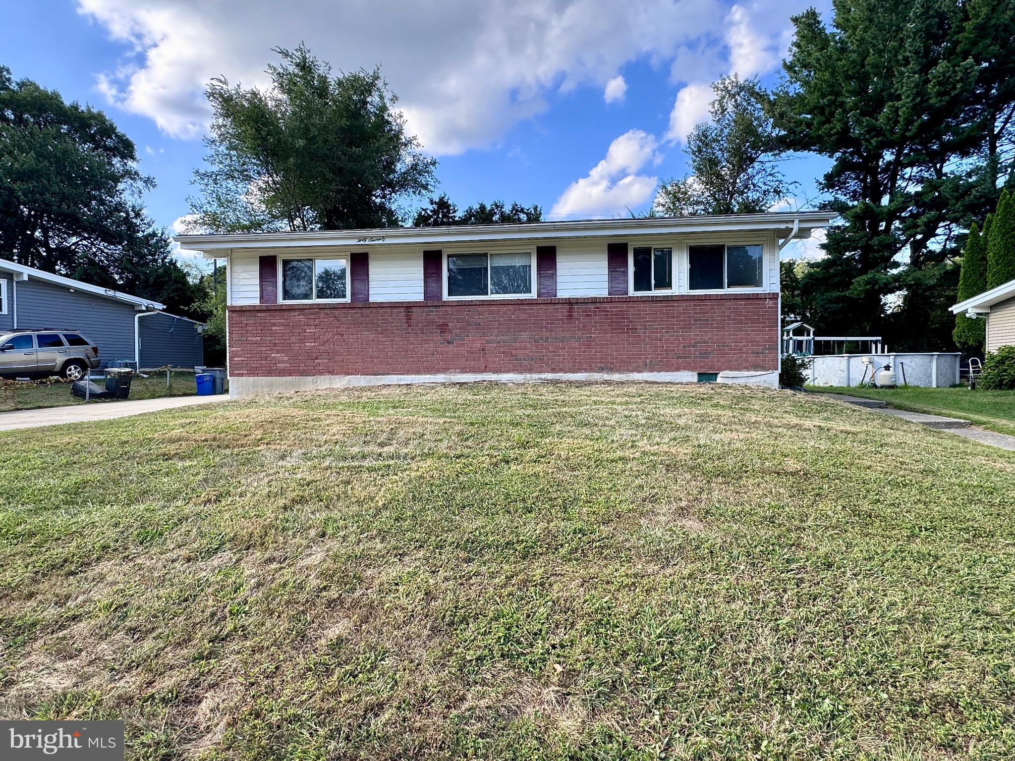 BELLE FARM ESTATES - Residential Lease