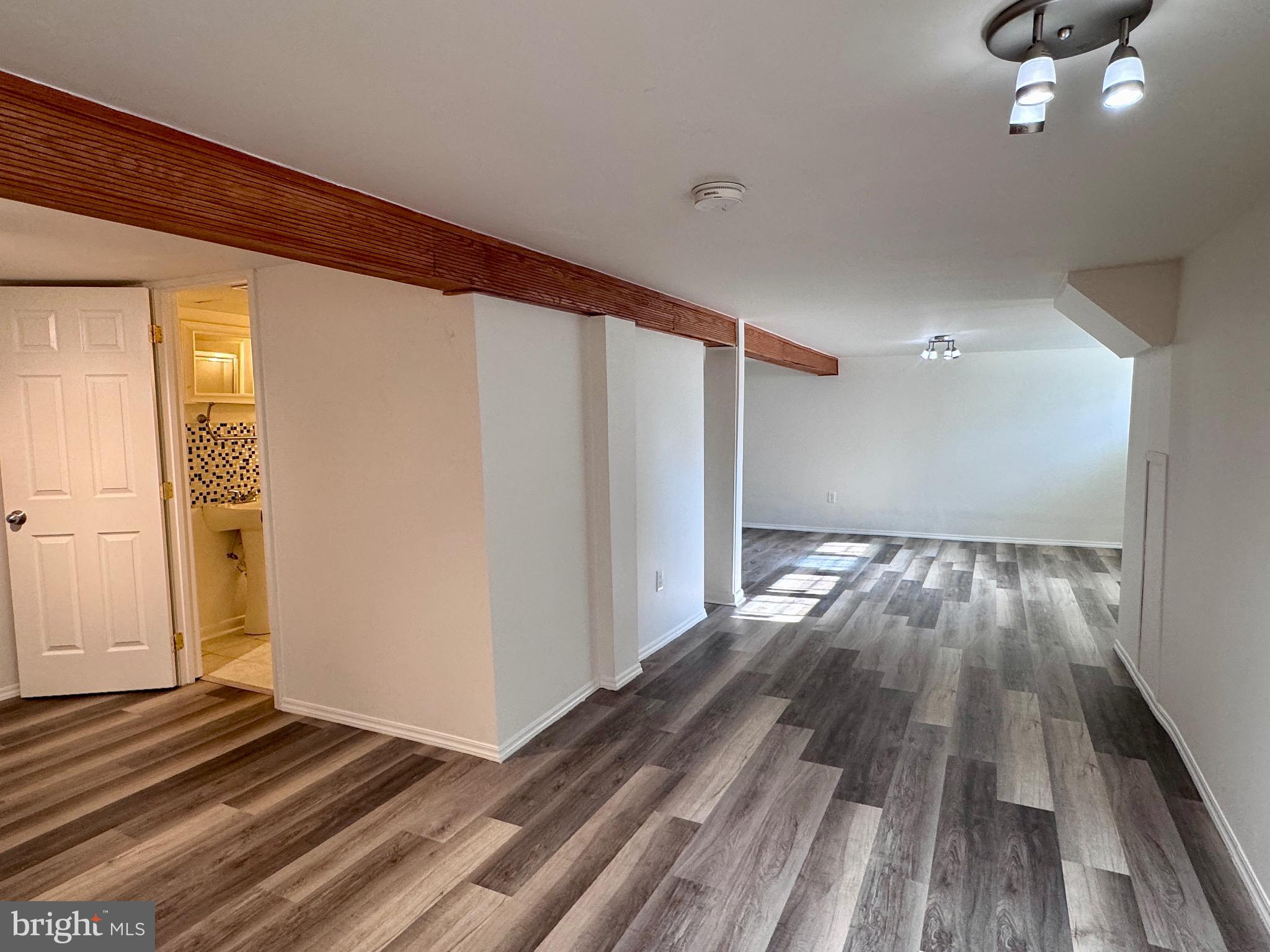 BELLE FARM ESTATES - Residential Lease