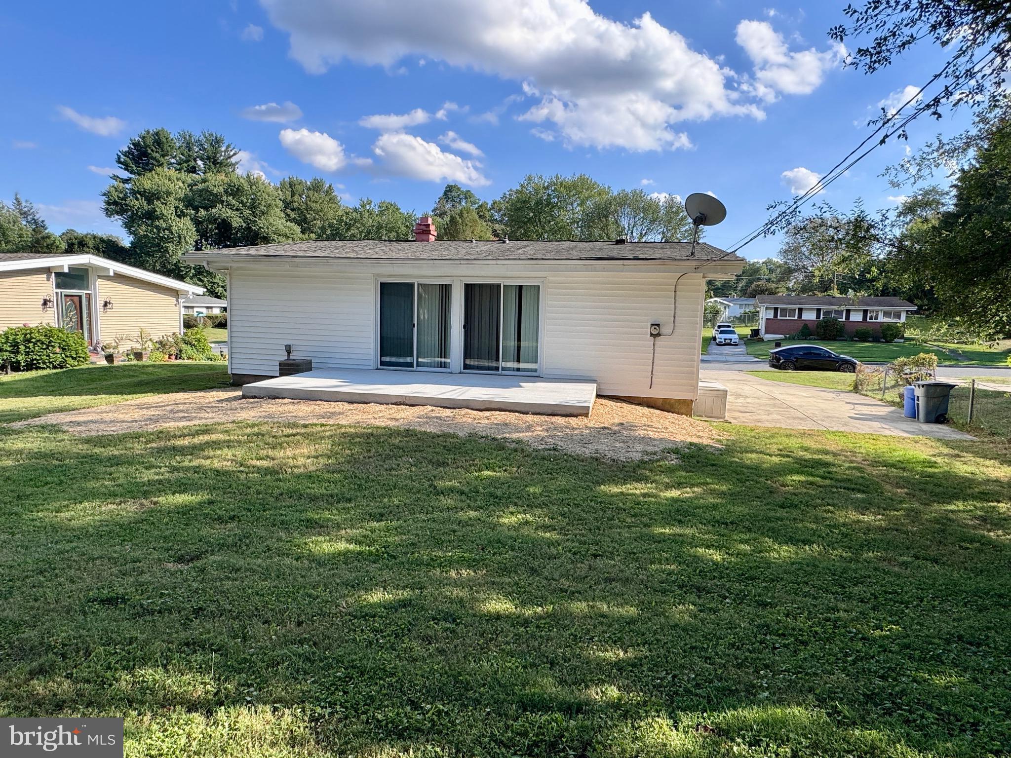 BELLE FARM ESTATES - Residential Lease