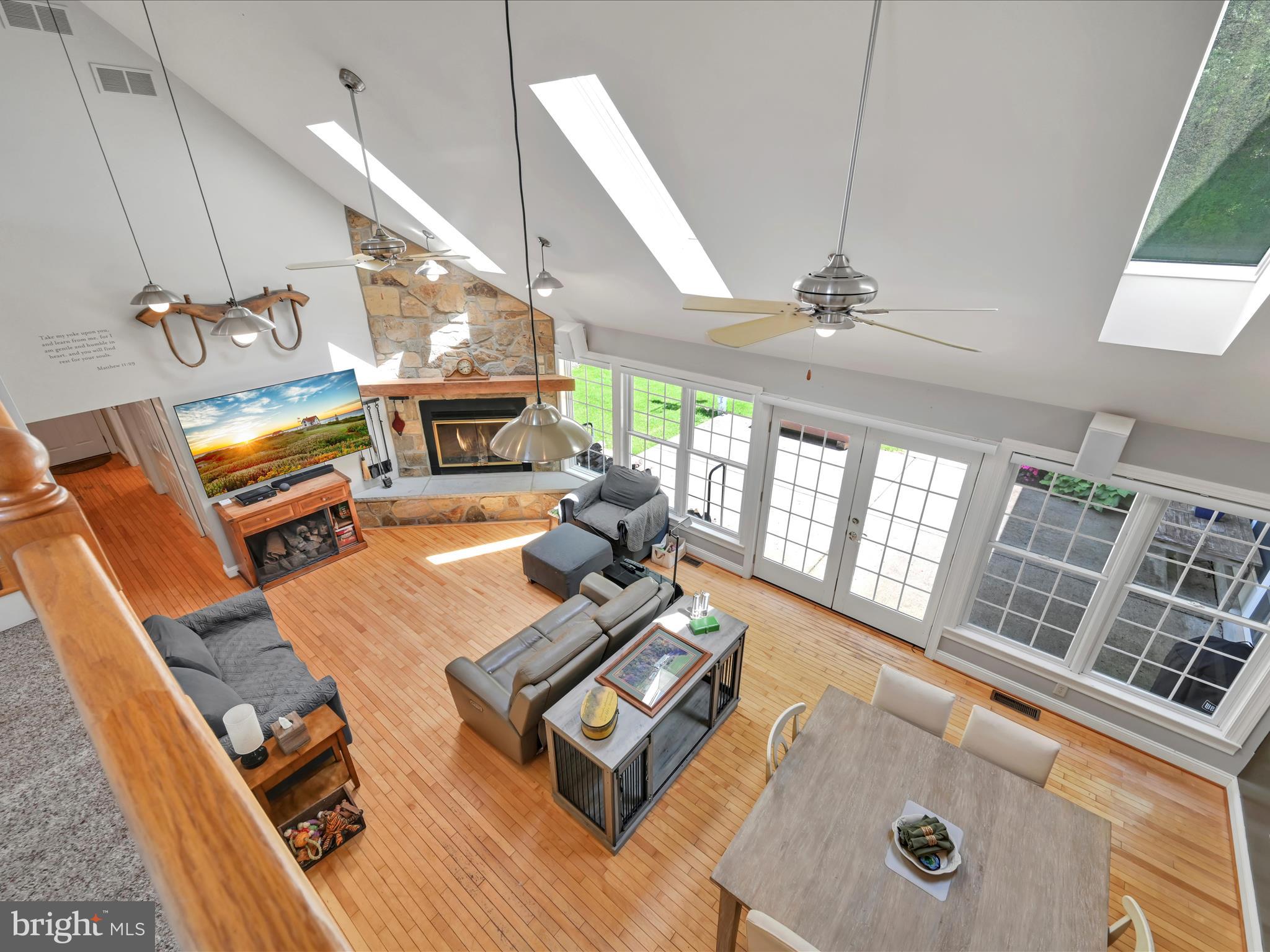 BRECKNOCK TWP - Farm