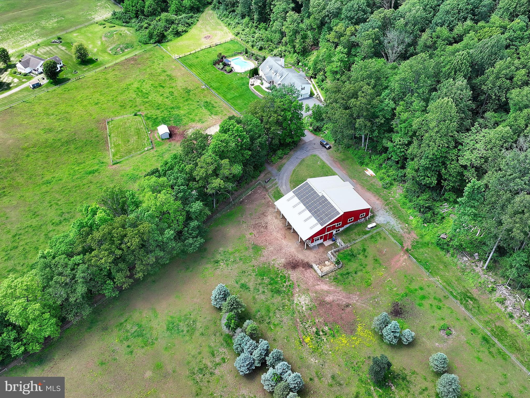 BRECKNOCK TWP - Farm