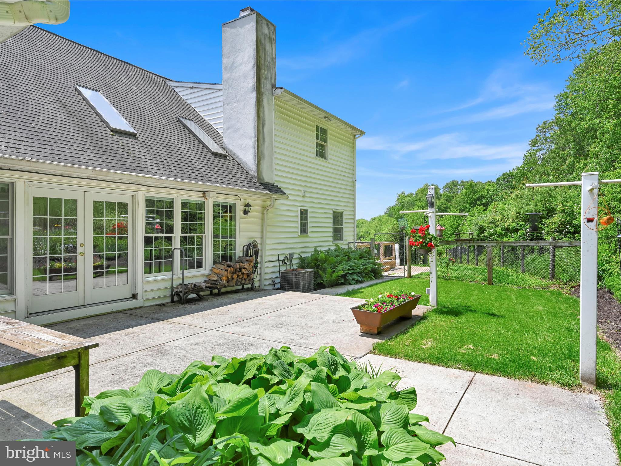 BRECKNOCK TWP - Farm