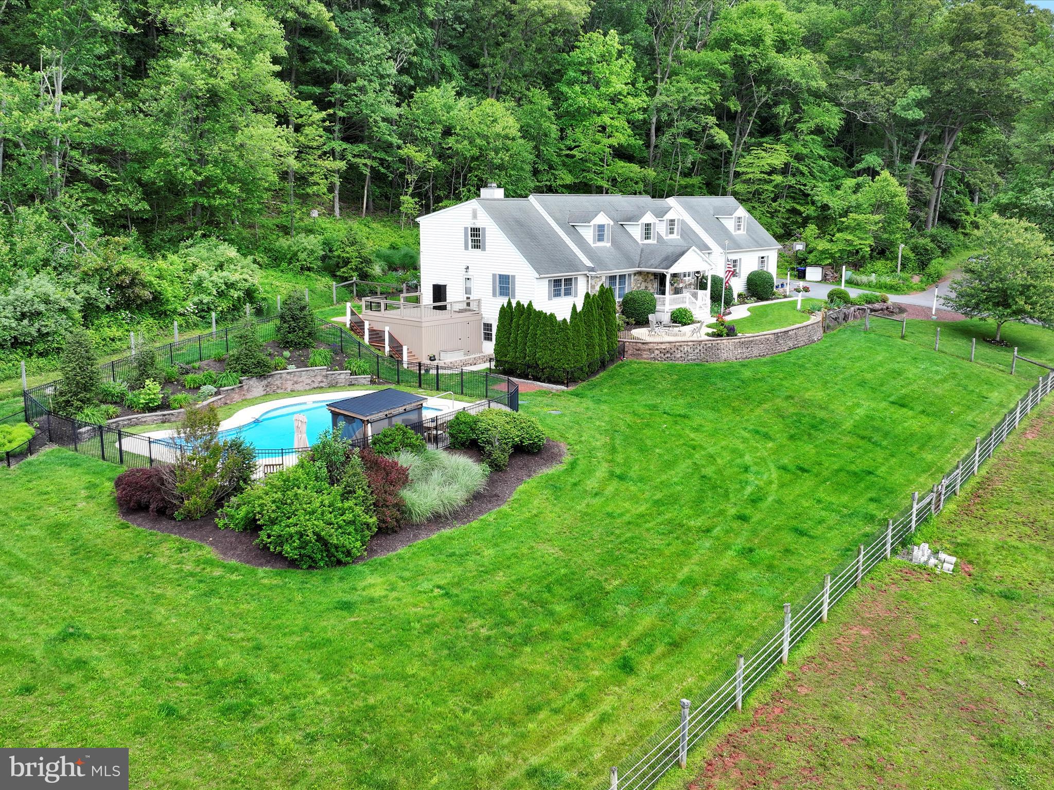 BRECKNOCK TWP - Farm