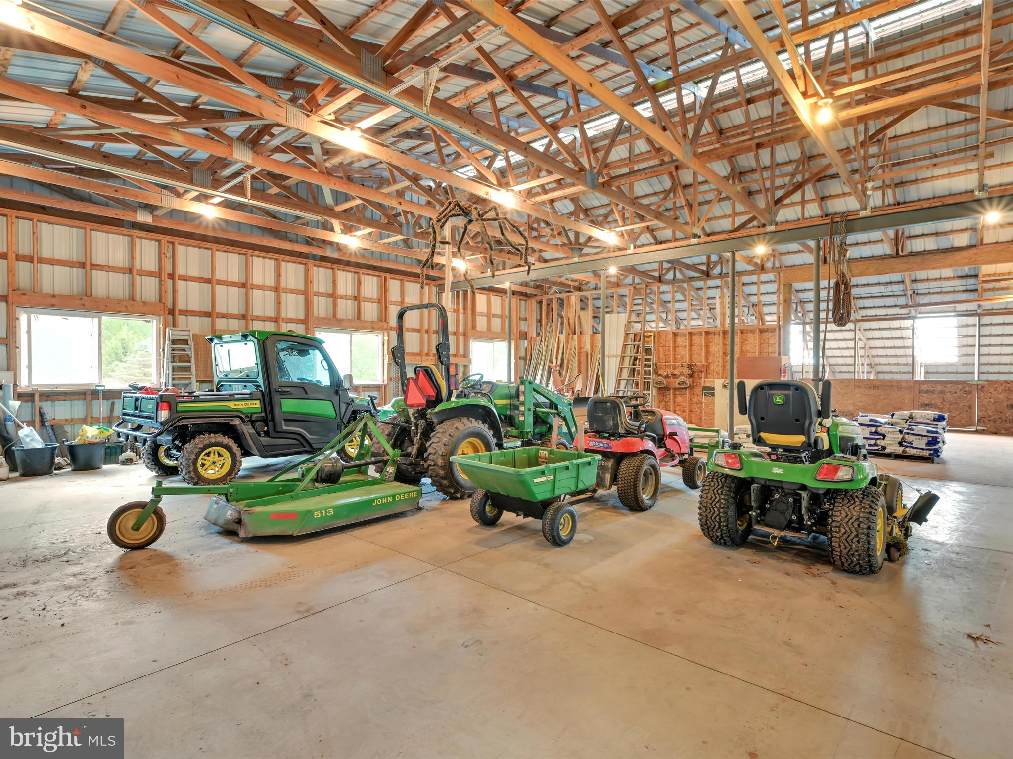 BRECKNOCK TWP - Farm