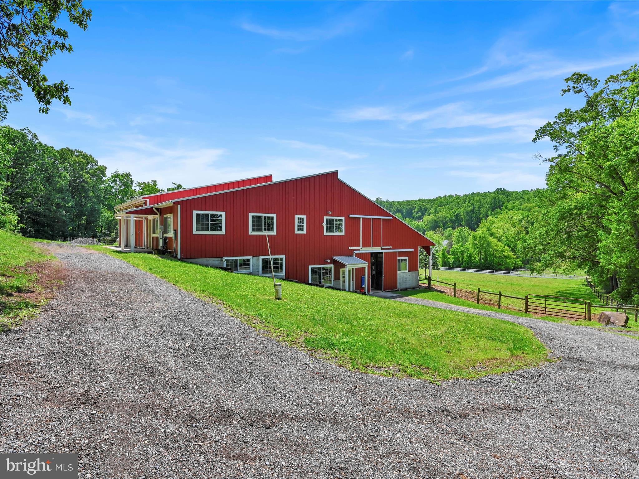 BRECKNOCK TWP - Farm