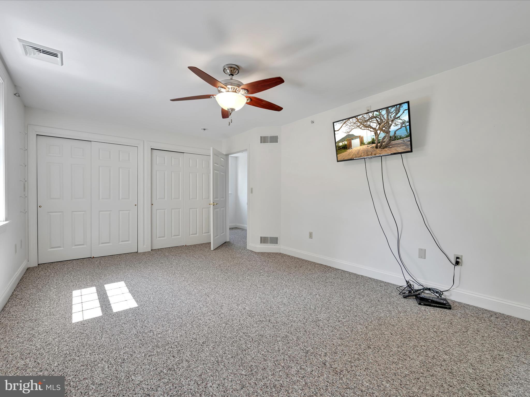 BRECKNOCK TWP - Farm