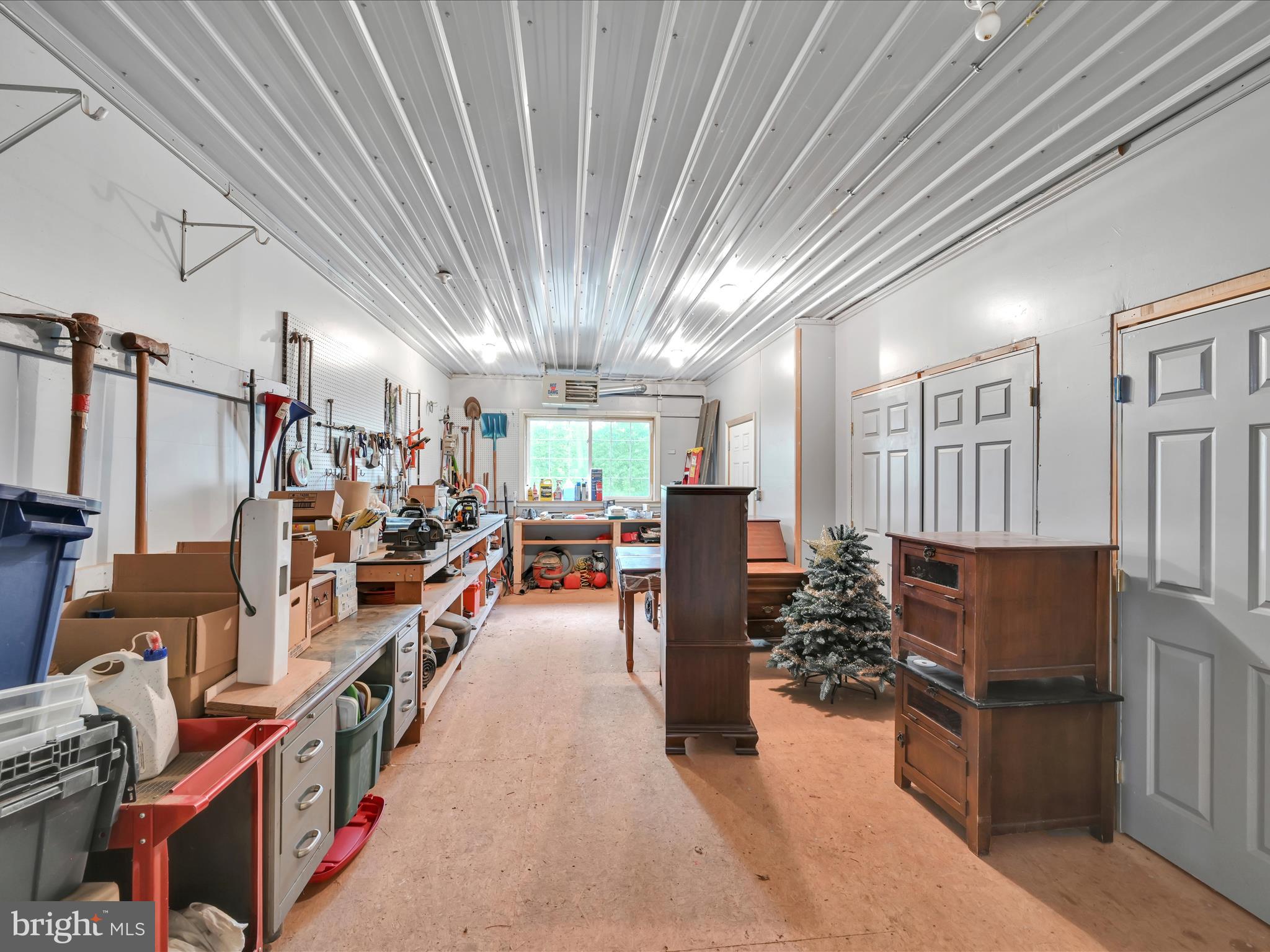 BRECKNOCK TWP - Farm