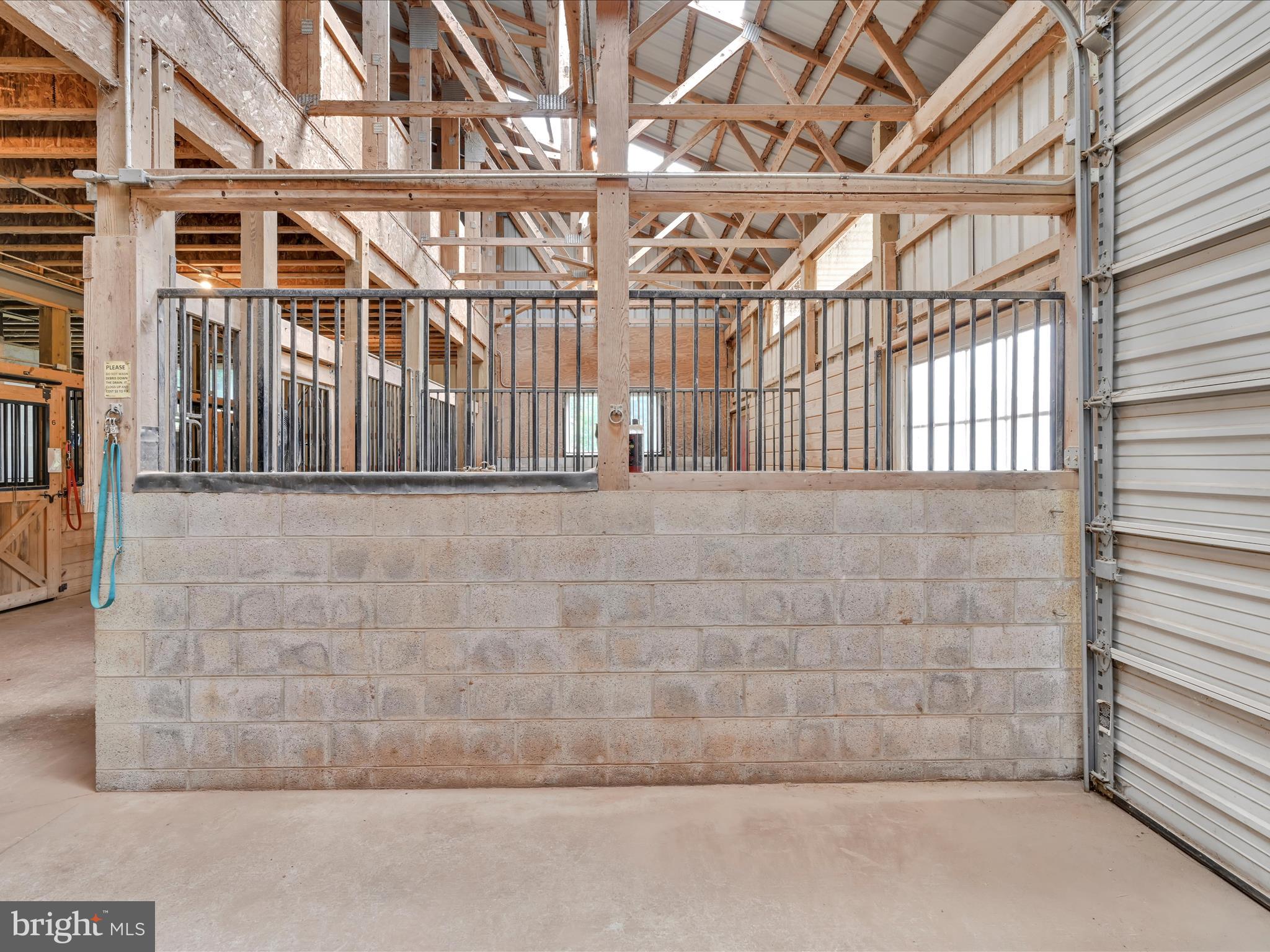 BRECKNOCK TWP - Farm