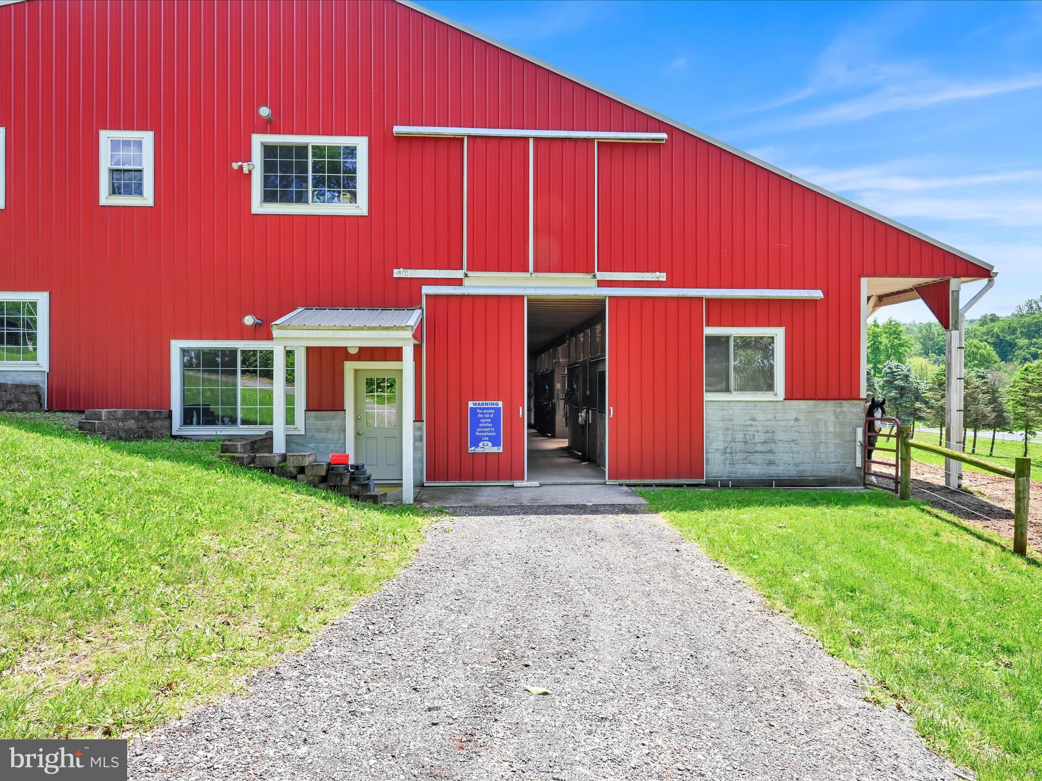 BRECKNOCK TWP - Farm