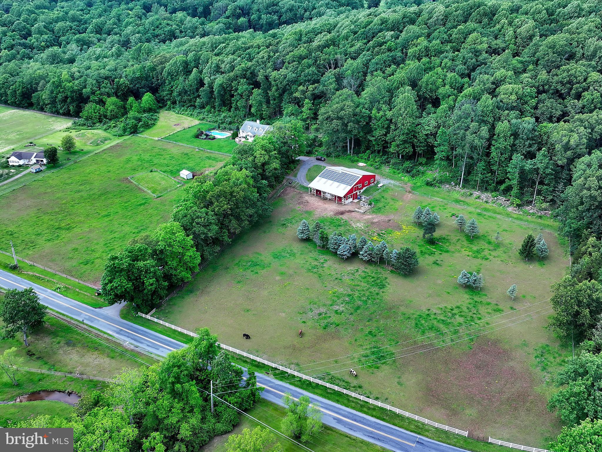 BRECKNOCK TWP - Farm